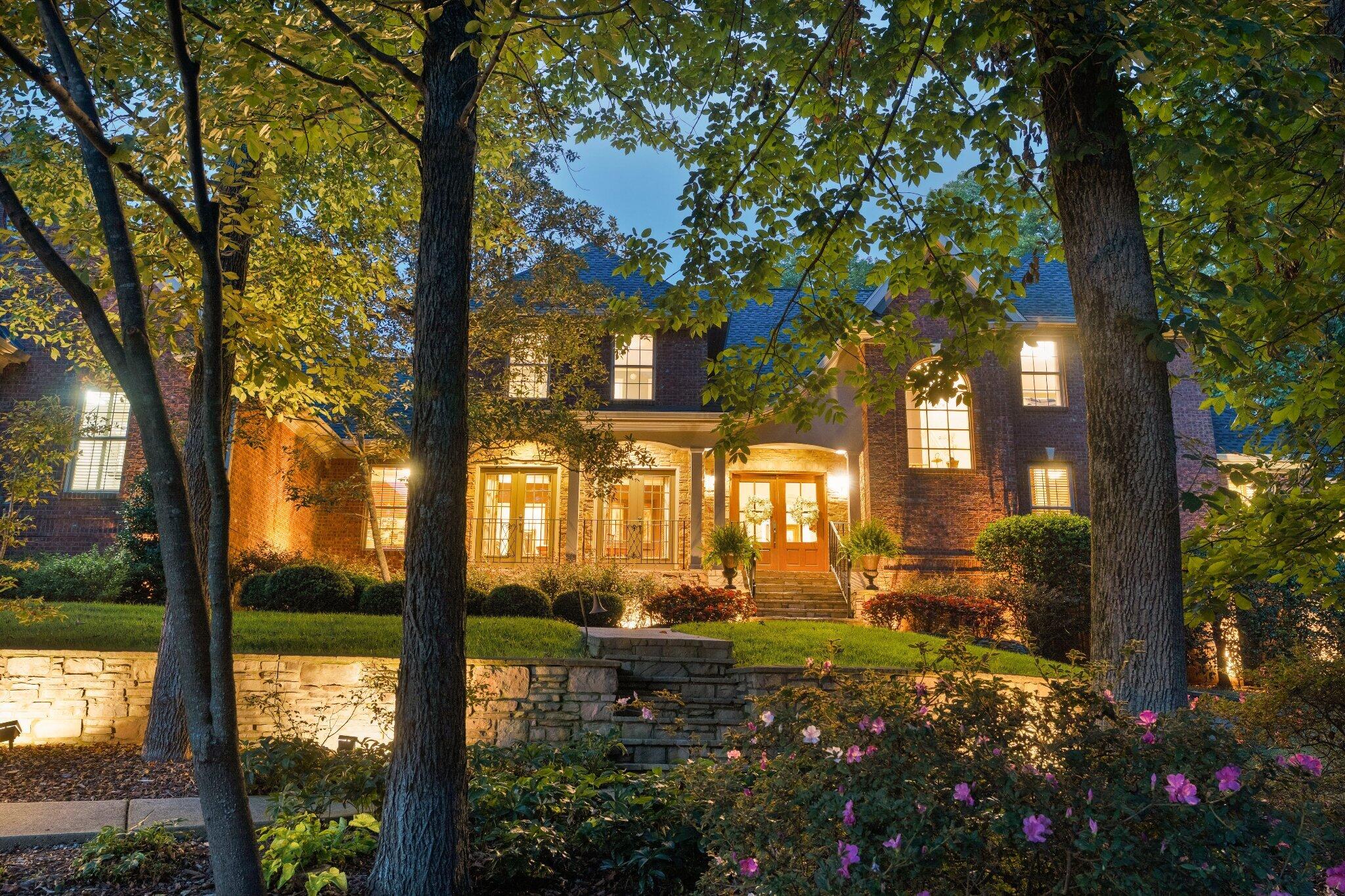 8857 Forest Creek Lane