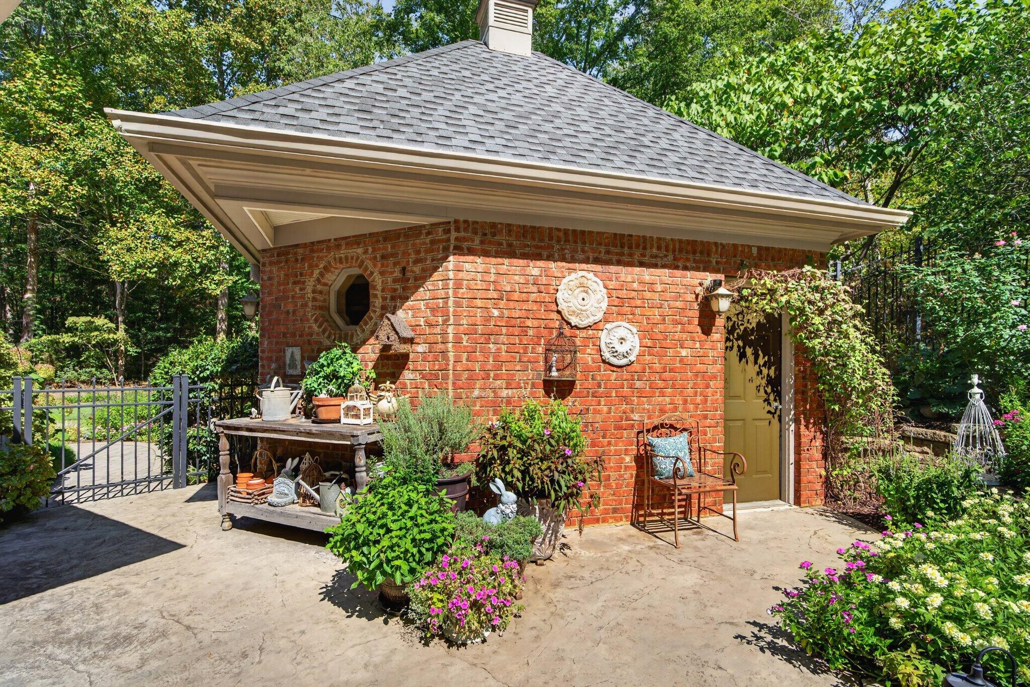 8857 Forest Creek Lane