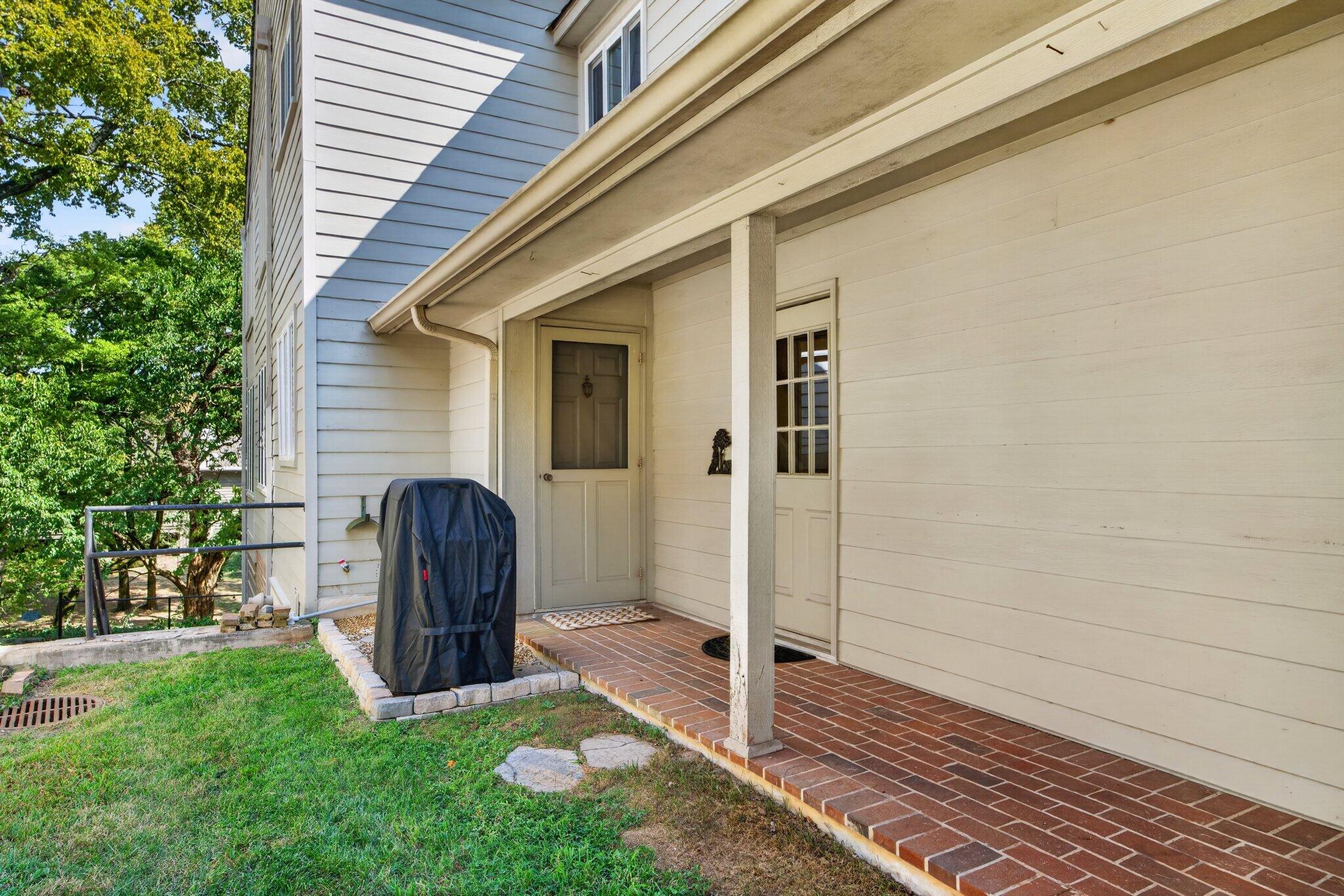 100 Scenic Highway, 49