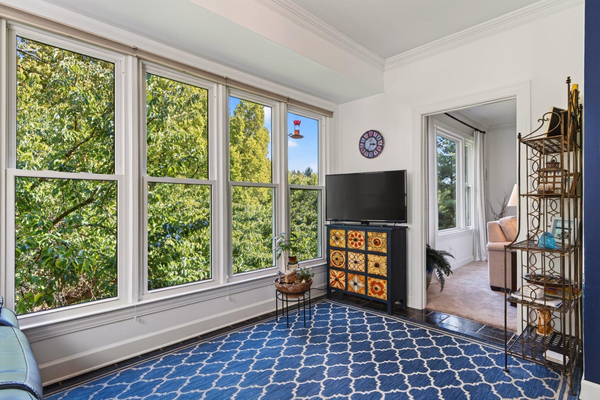 100 Scenic Highway, 49