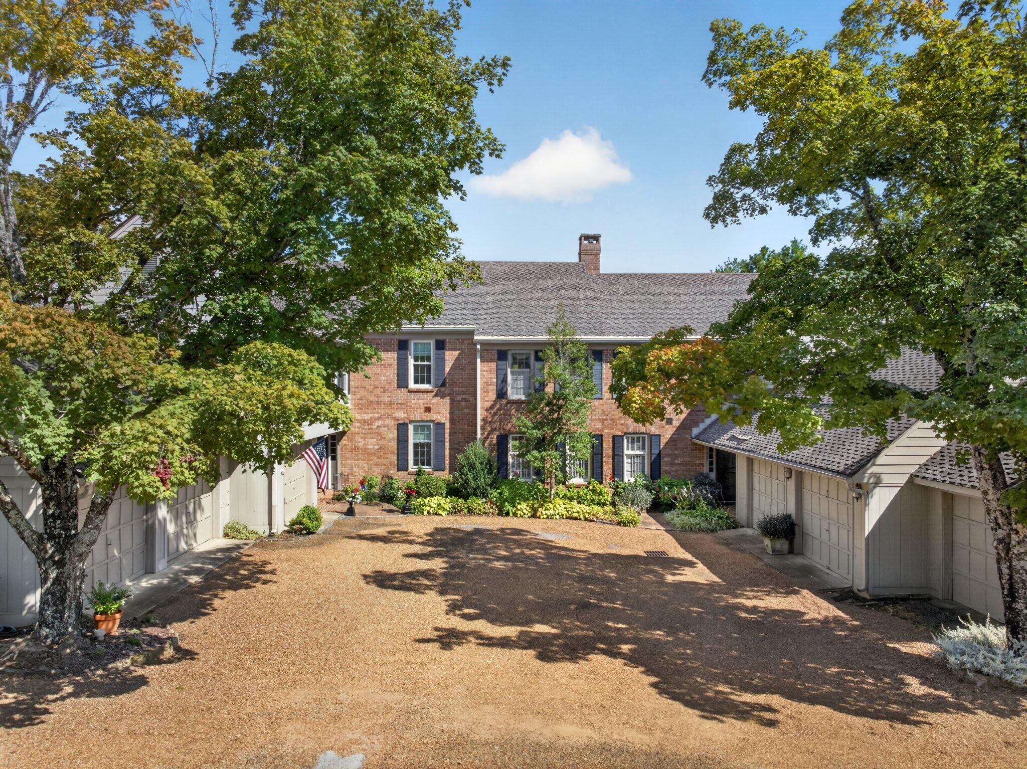 100 Scenic Highway, 49