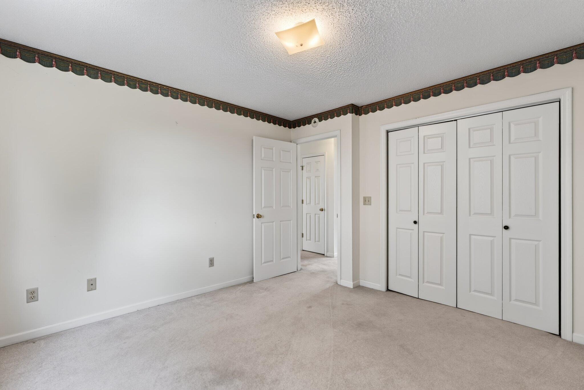 19 Edgewater Drive