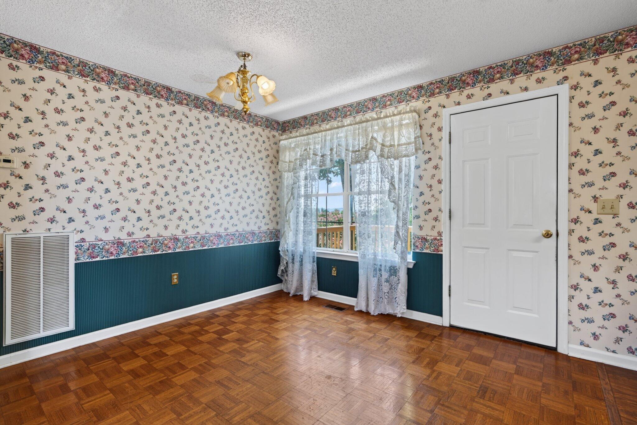 19 Edgewater Drive