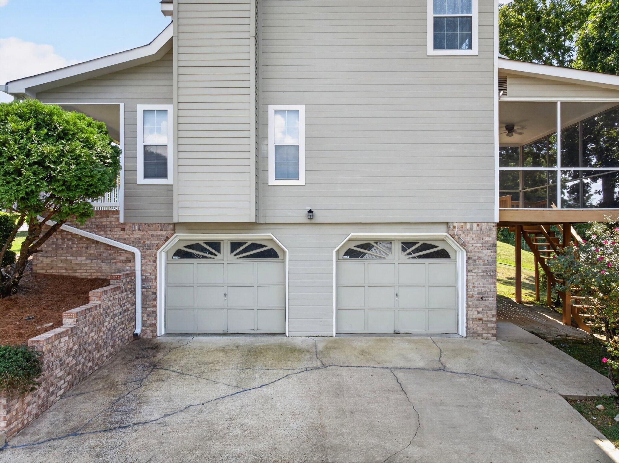 19 Edgewater Drive