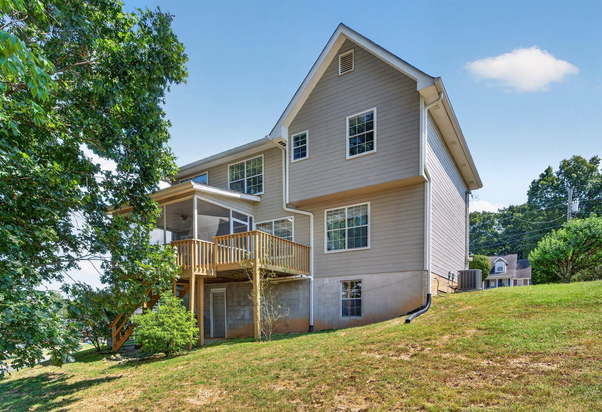 19 Edgewater Drive