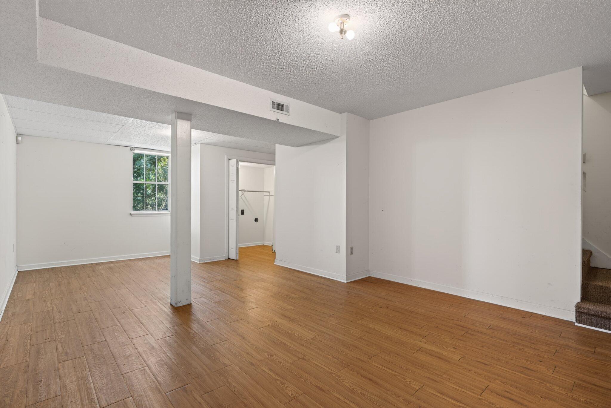 19 Edgewater Drive