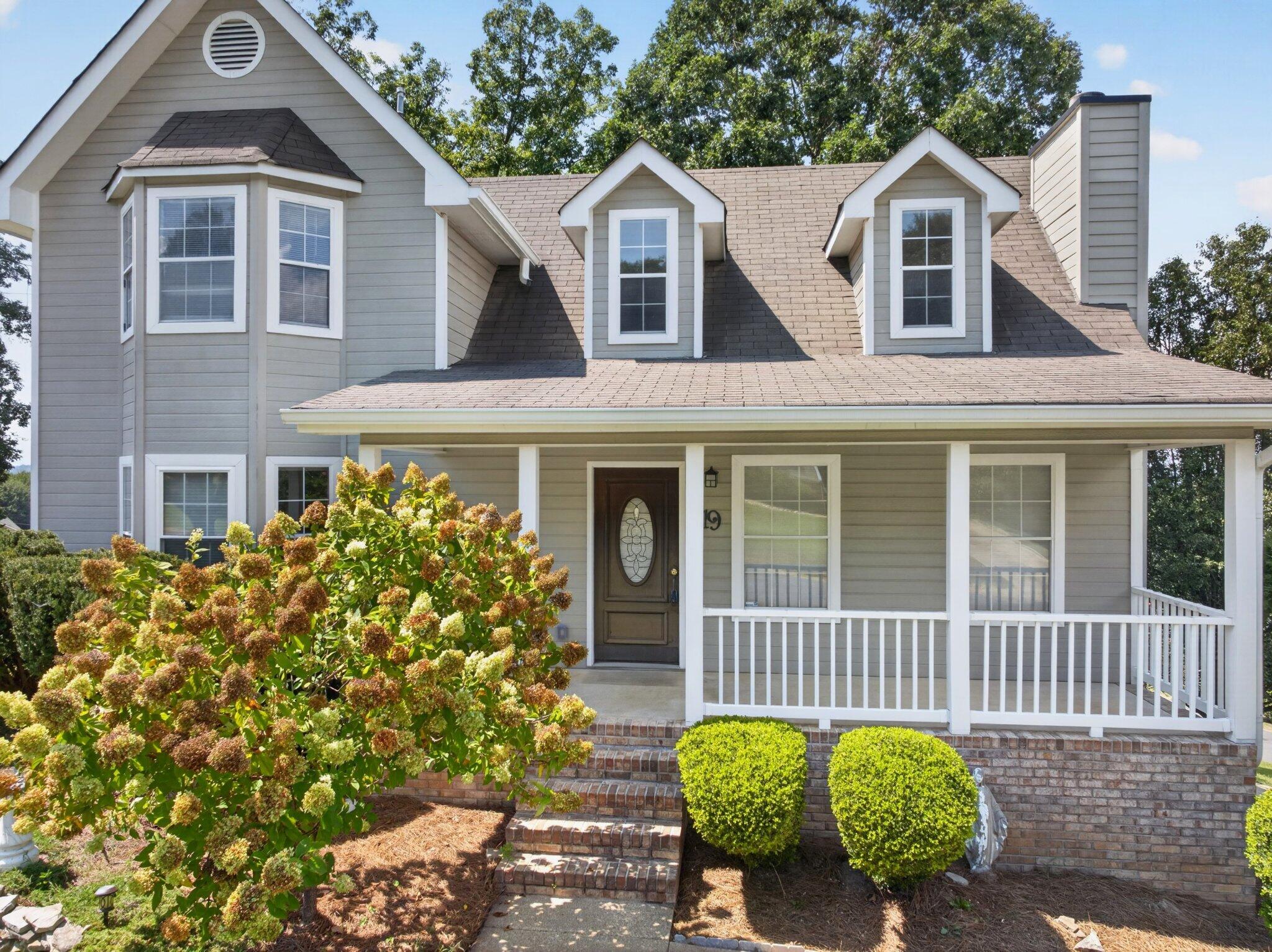 19 Edgewater Drive