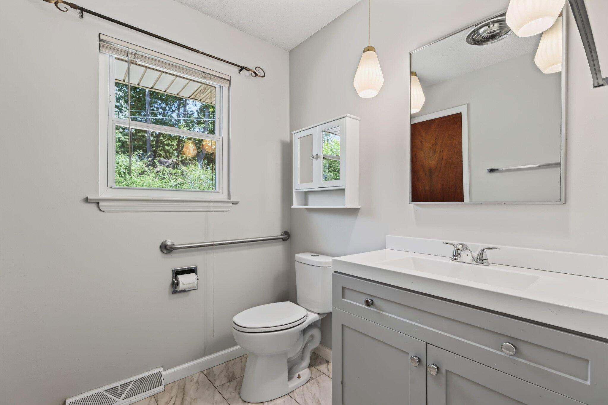 2103 King Court Lane