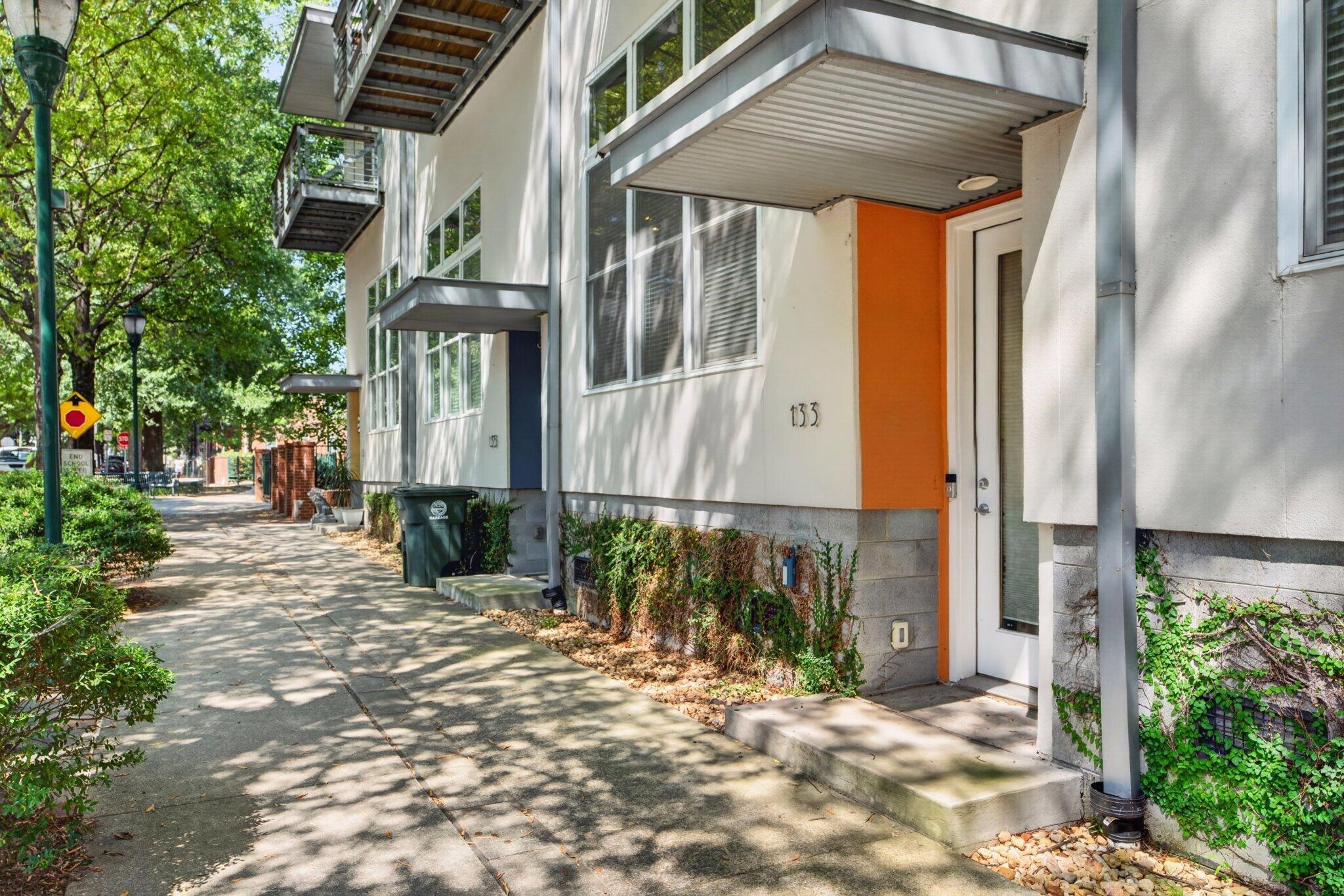 133 W 17th Street
