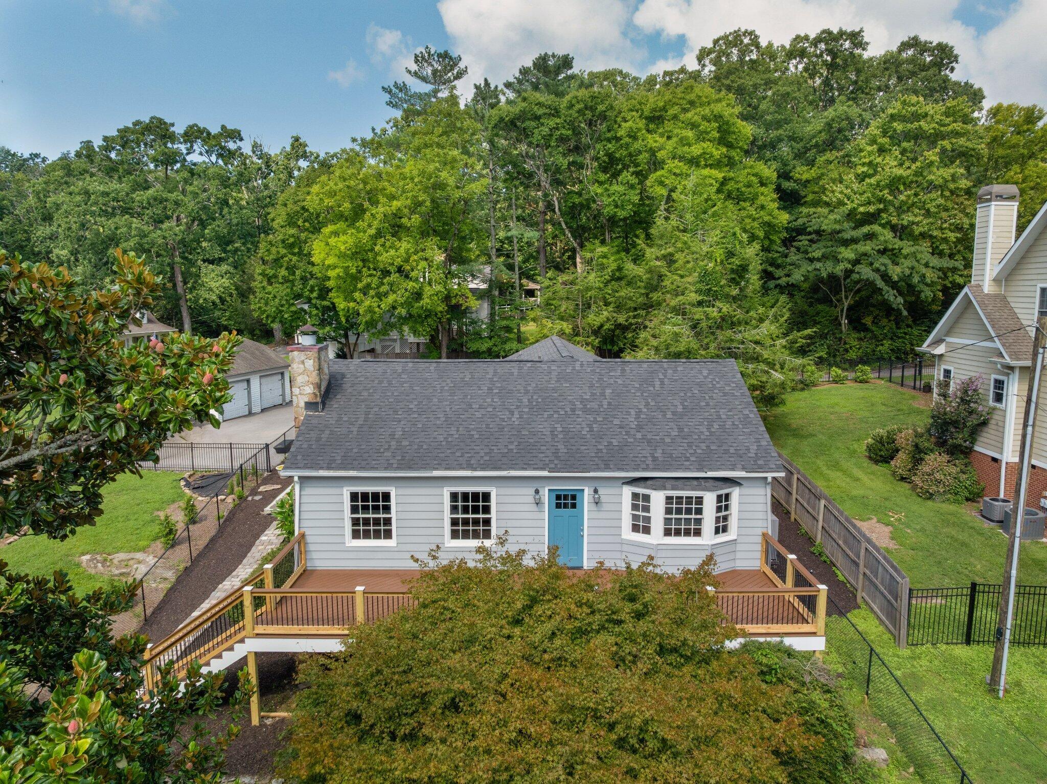 608 W Sunset Road