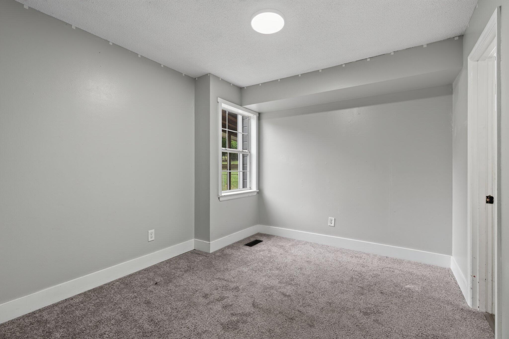 289 Diamond Circle, LaFayette