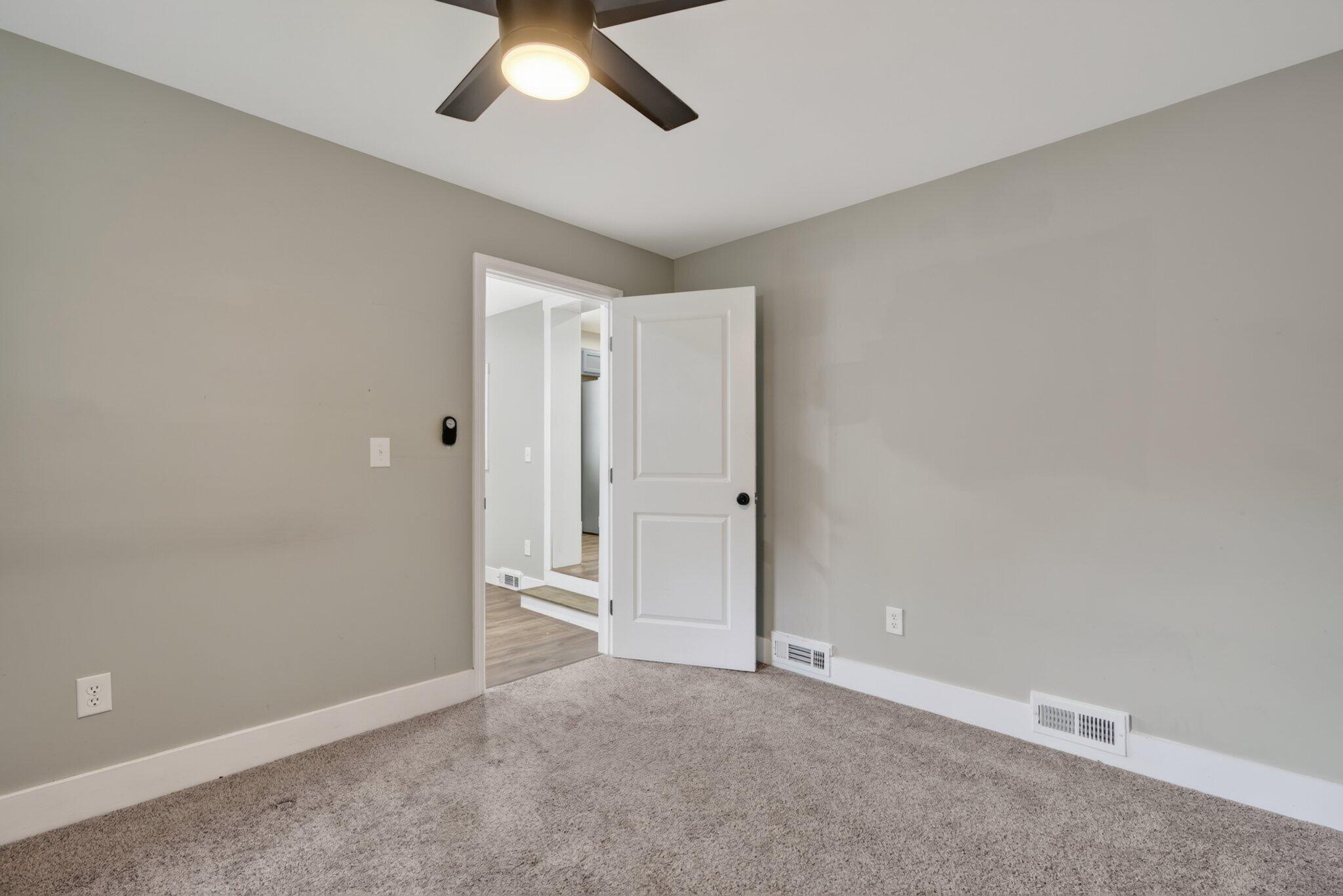 289 Diamond Circle, LaFayette