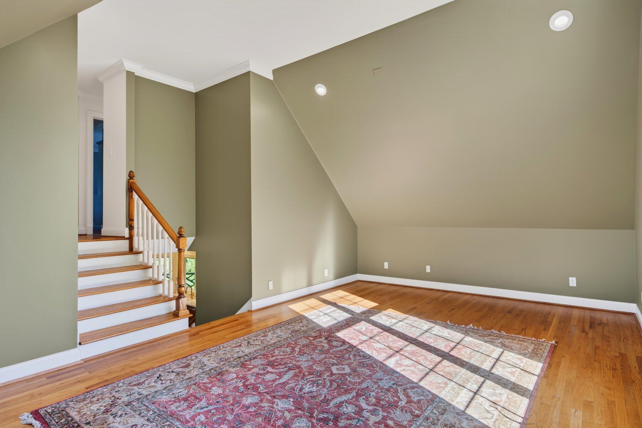 1117 Winding Oaks Way