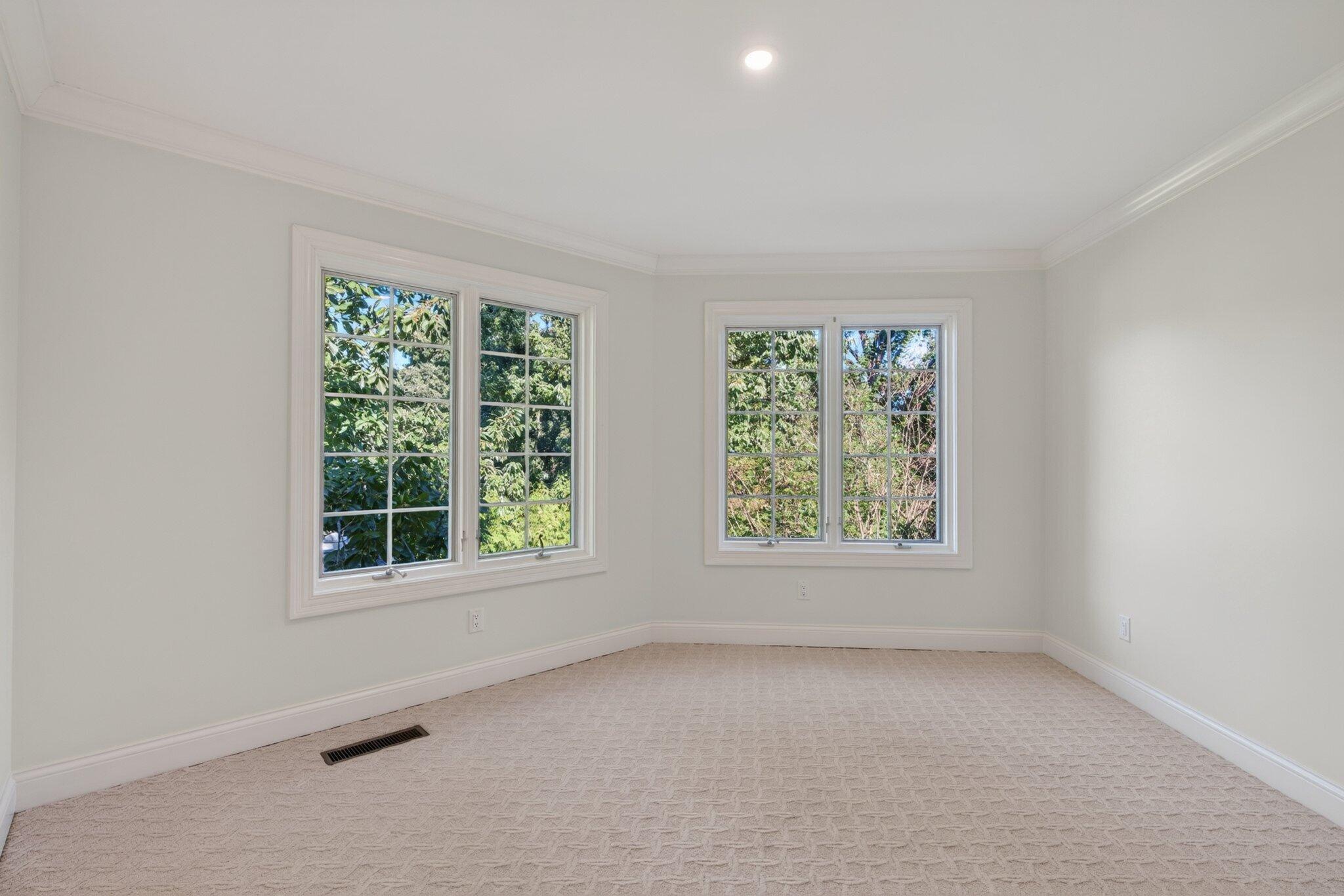 1117 Winding Oaks Way