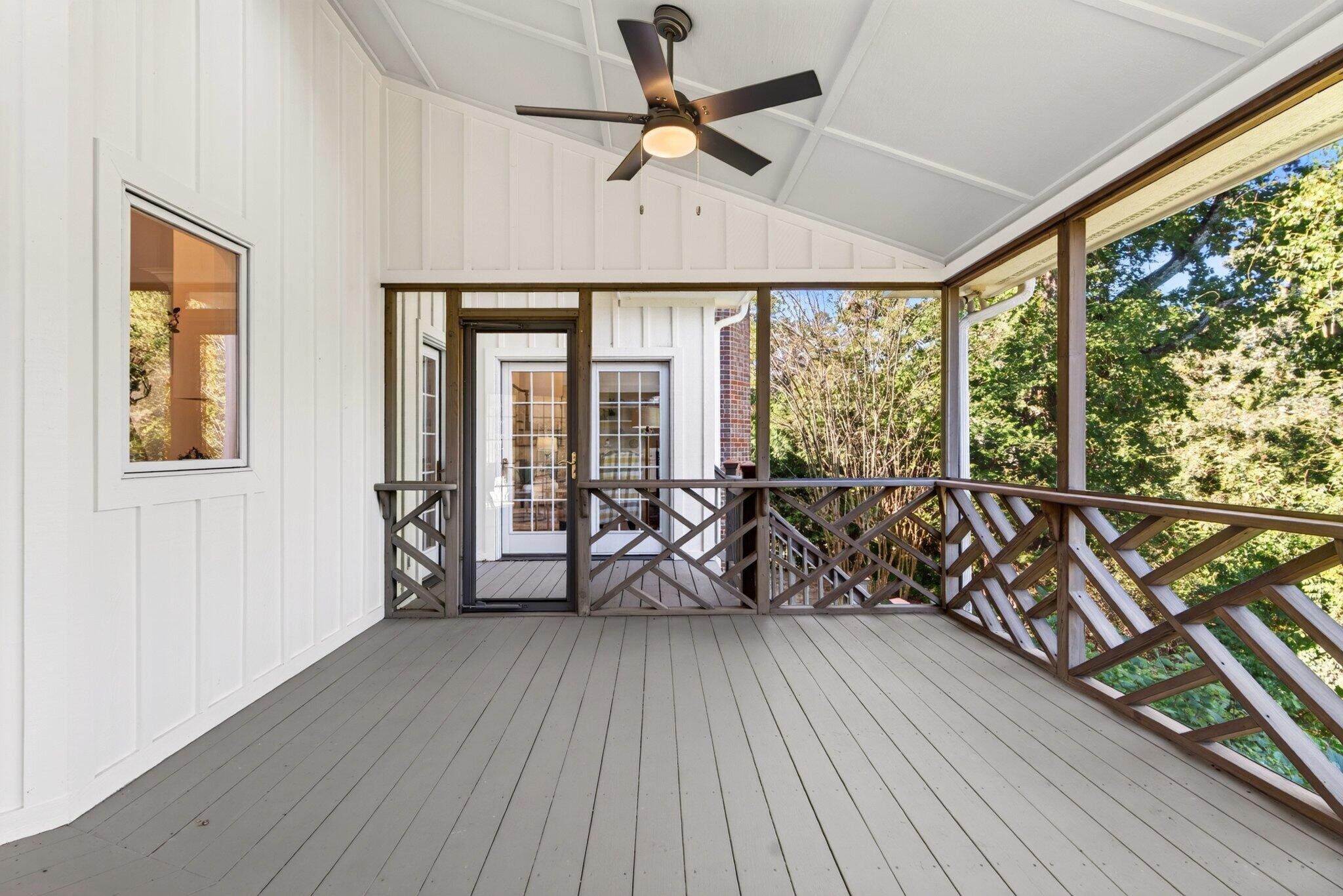 1117 Winding Oaks Way