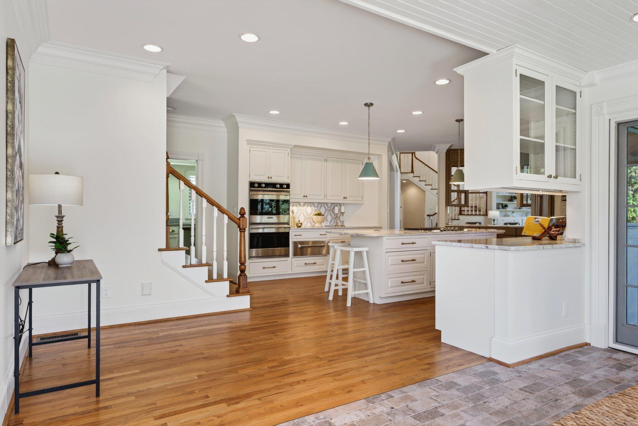 1117 Winding Oaks Way