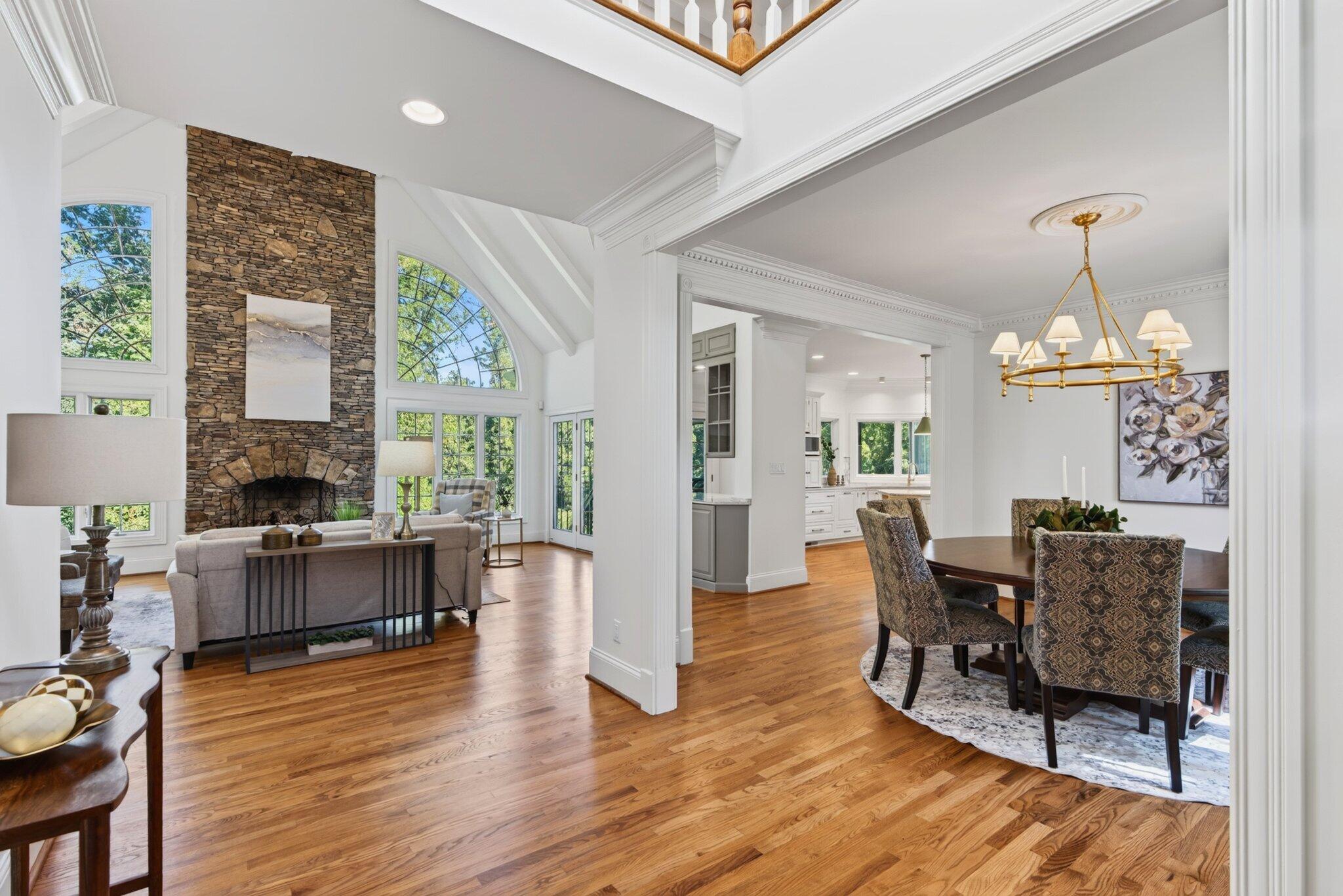 1117 Winding Oaks Way