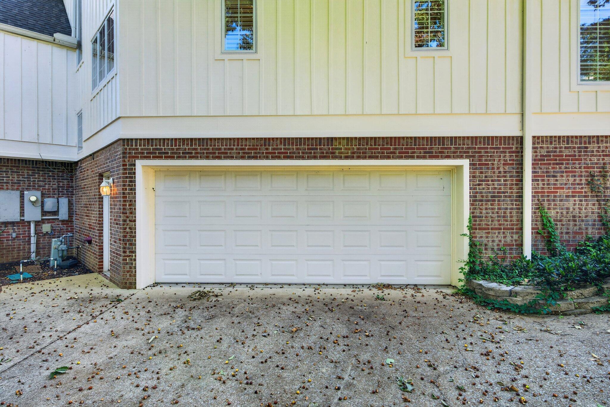 1117 Winding Oaks Way