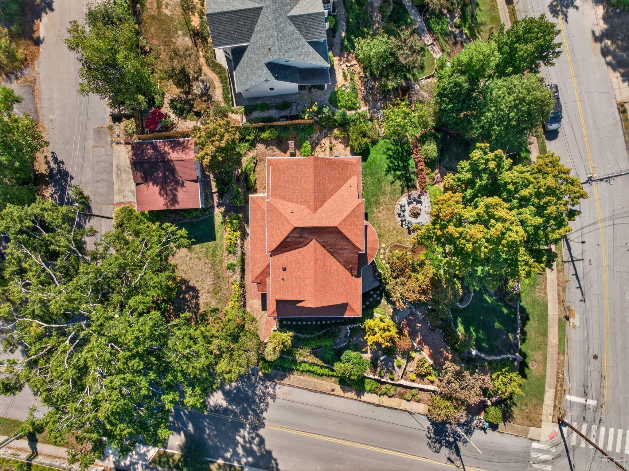 900 Mississippi Avenue