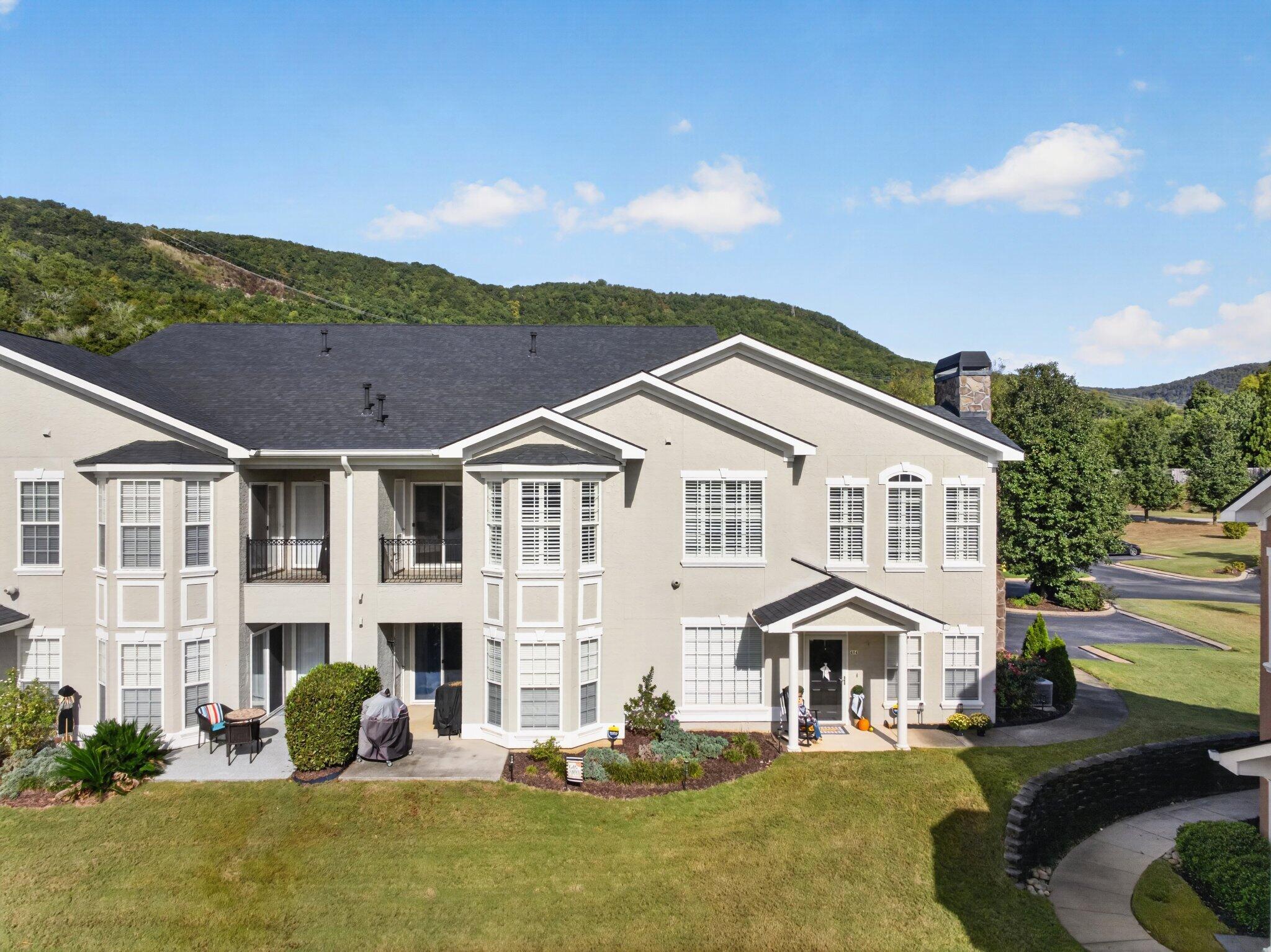 408 Renaissance Court