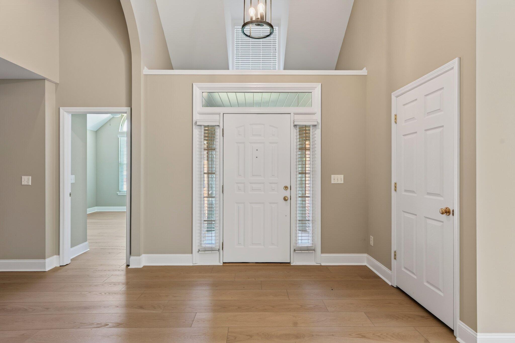 1809 Richmond Lane