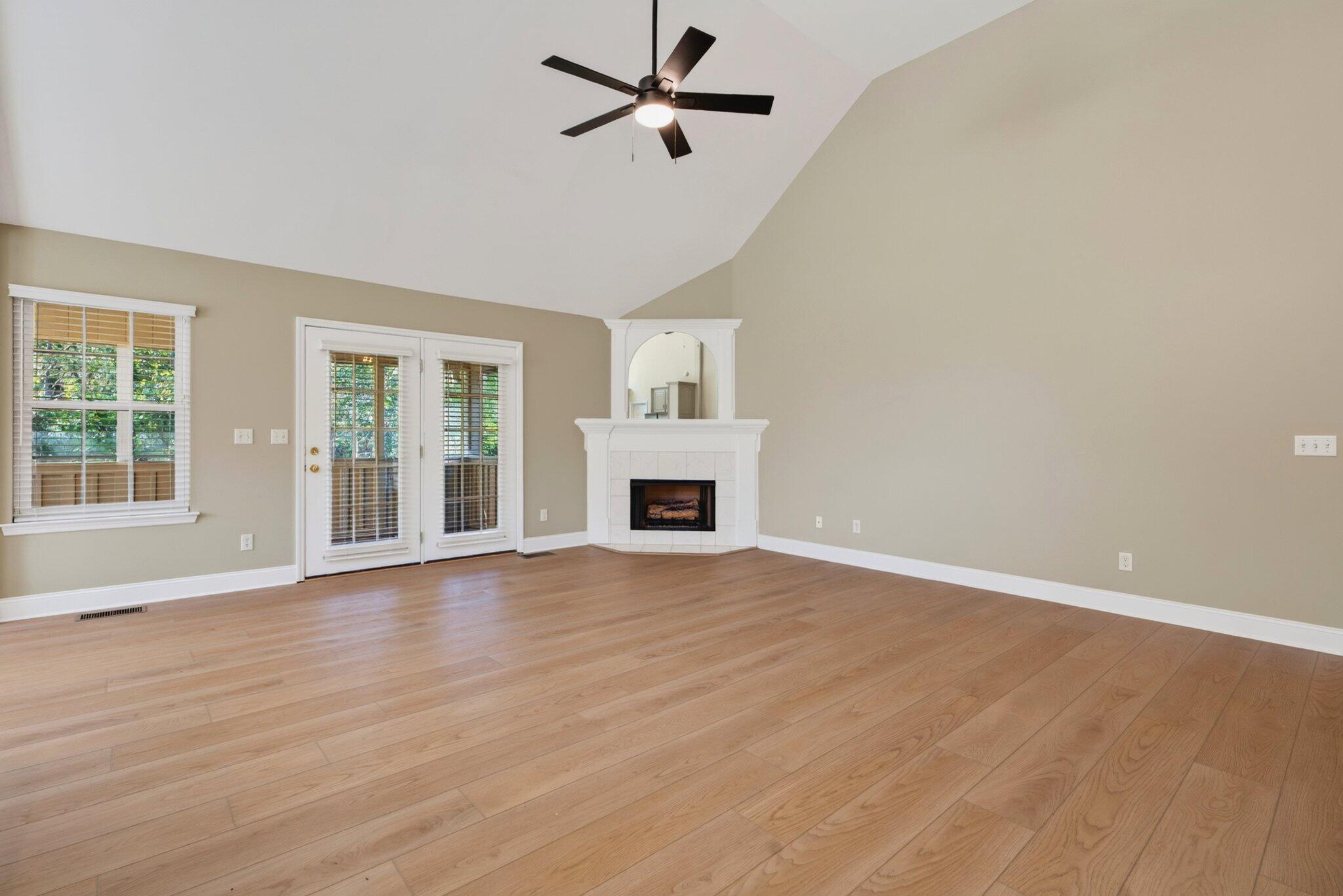 1809 Richmond Lane