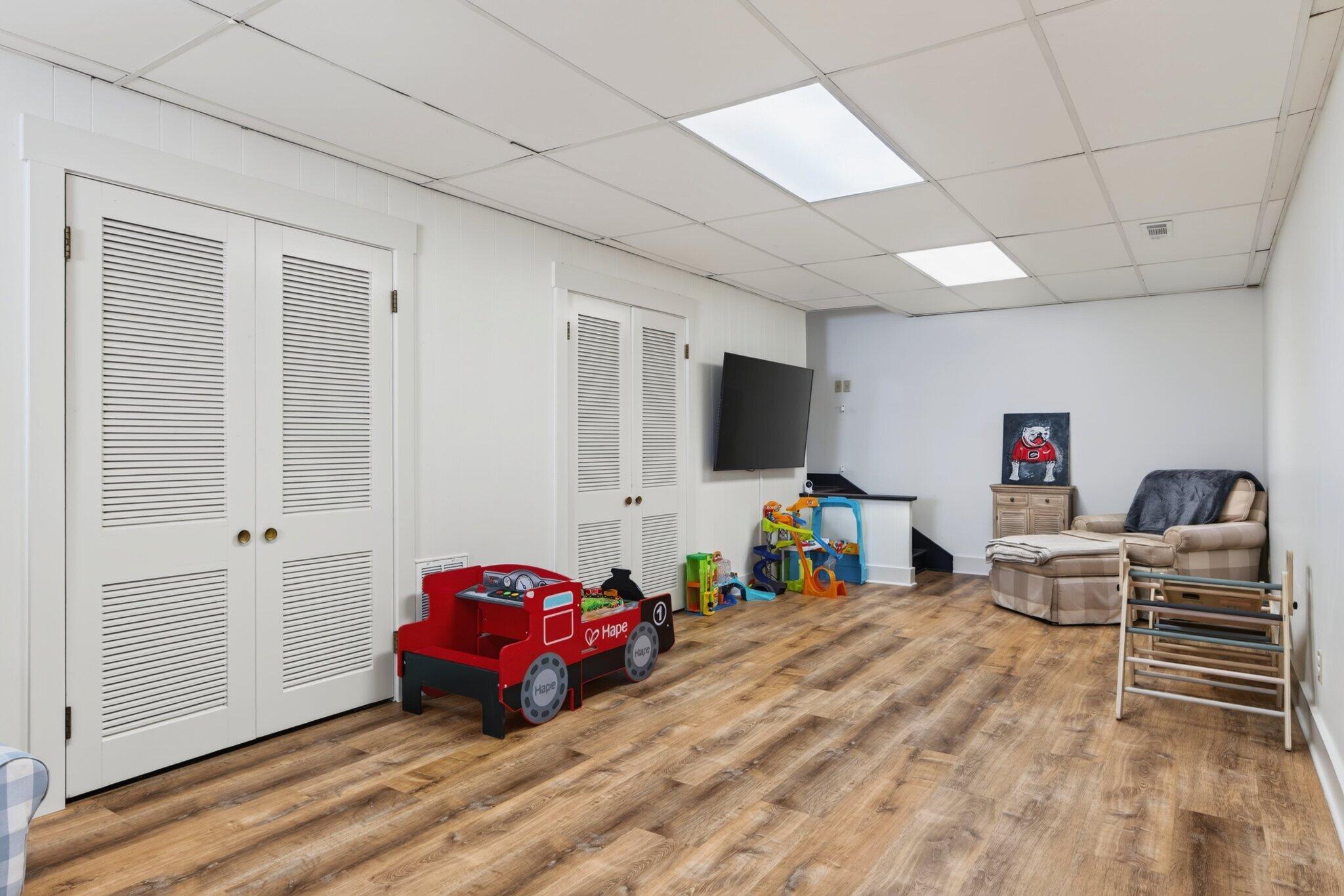 3027 Ozark Circle