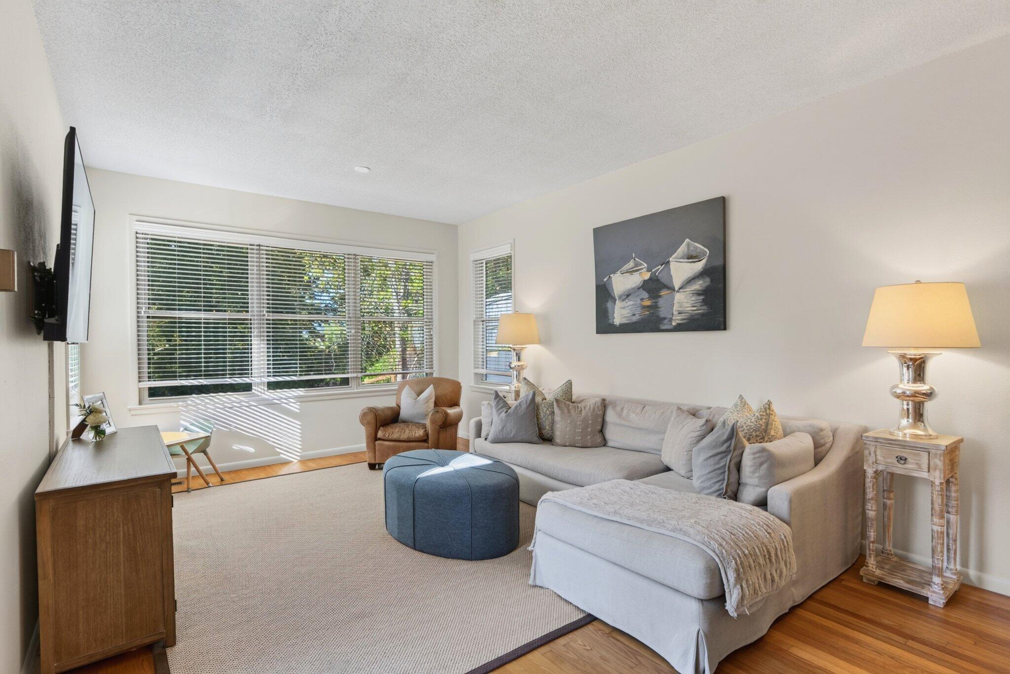 3027 Ozark Circle