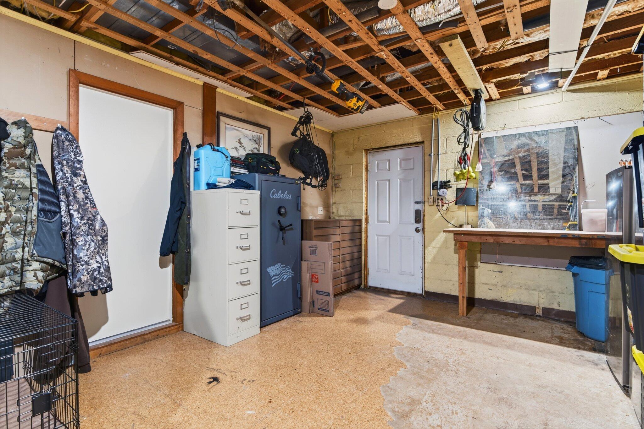 3027 Ozark Circle