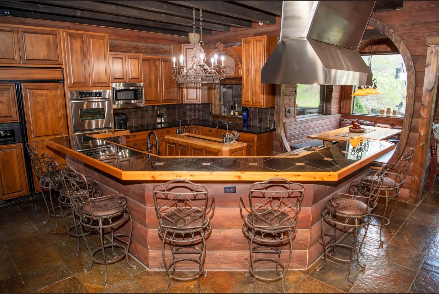 2003 W Hanover Road