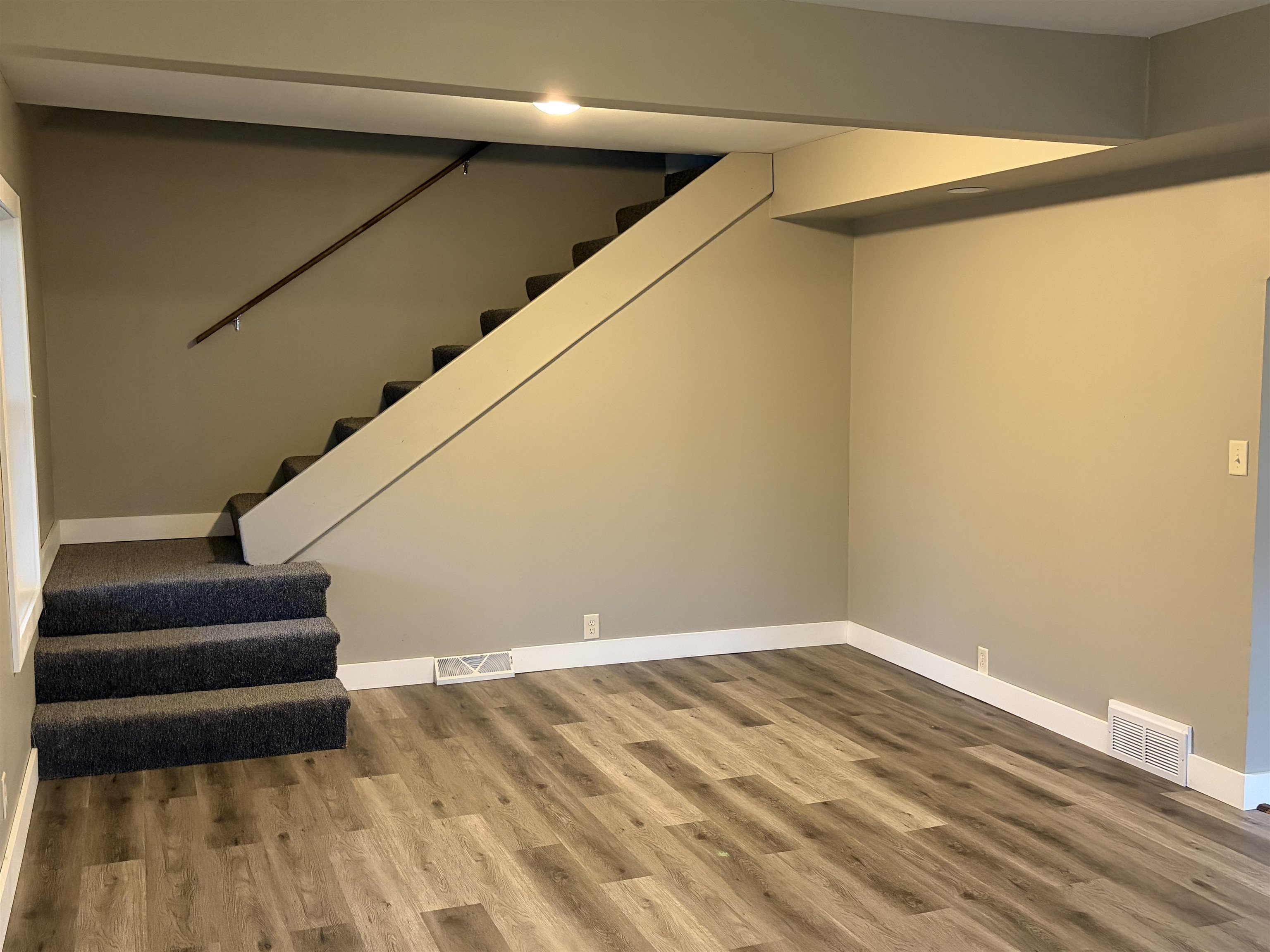 603 Iris Street