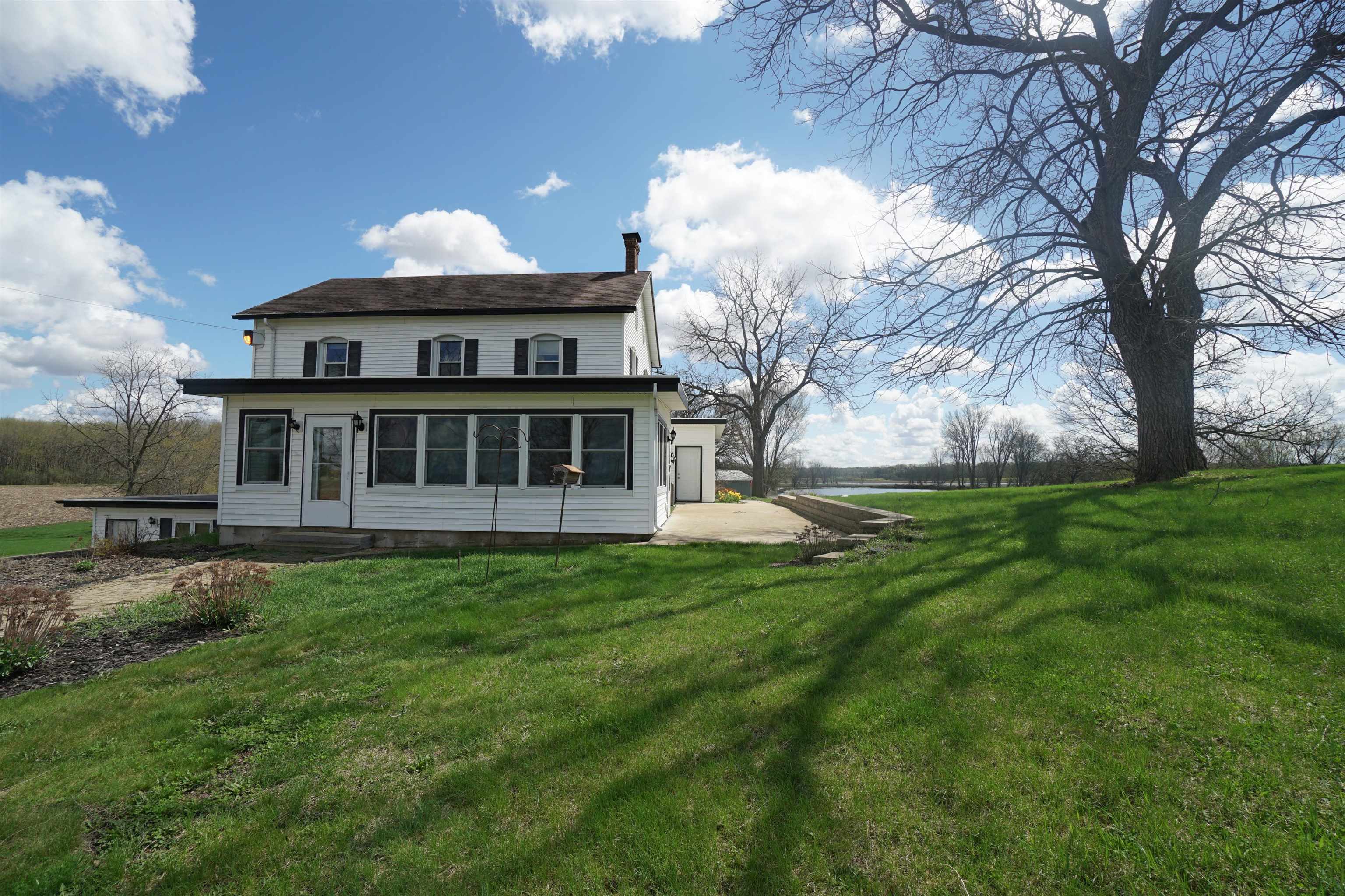 1473 N Heine Road