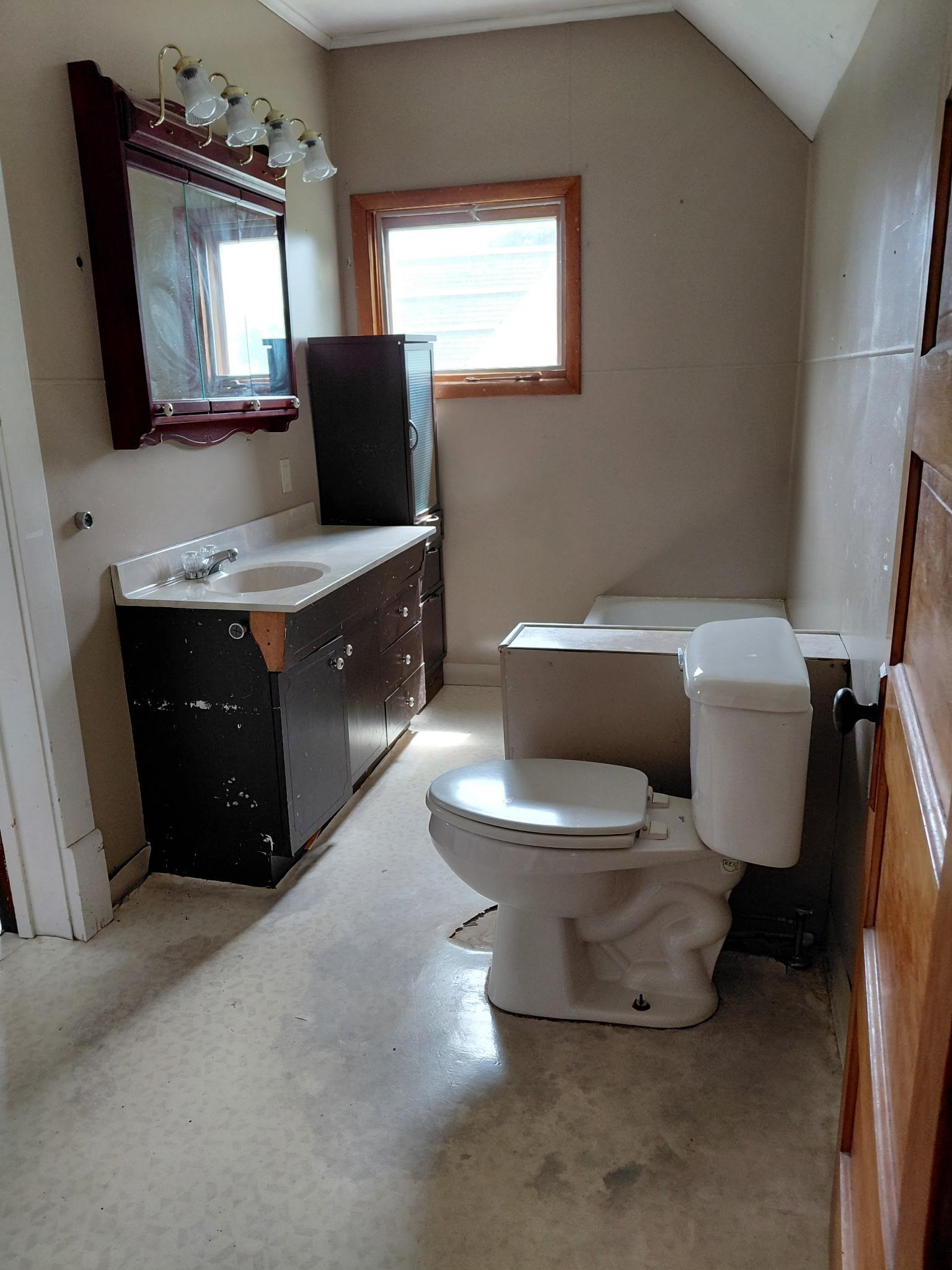 705 W Main
