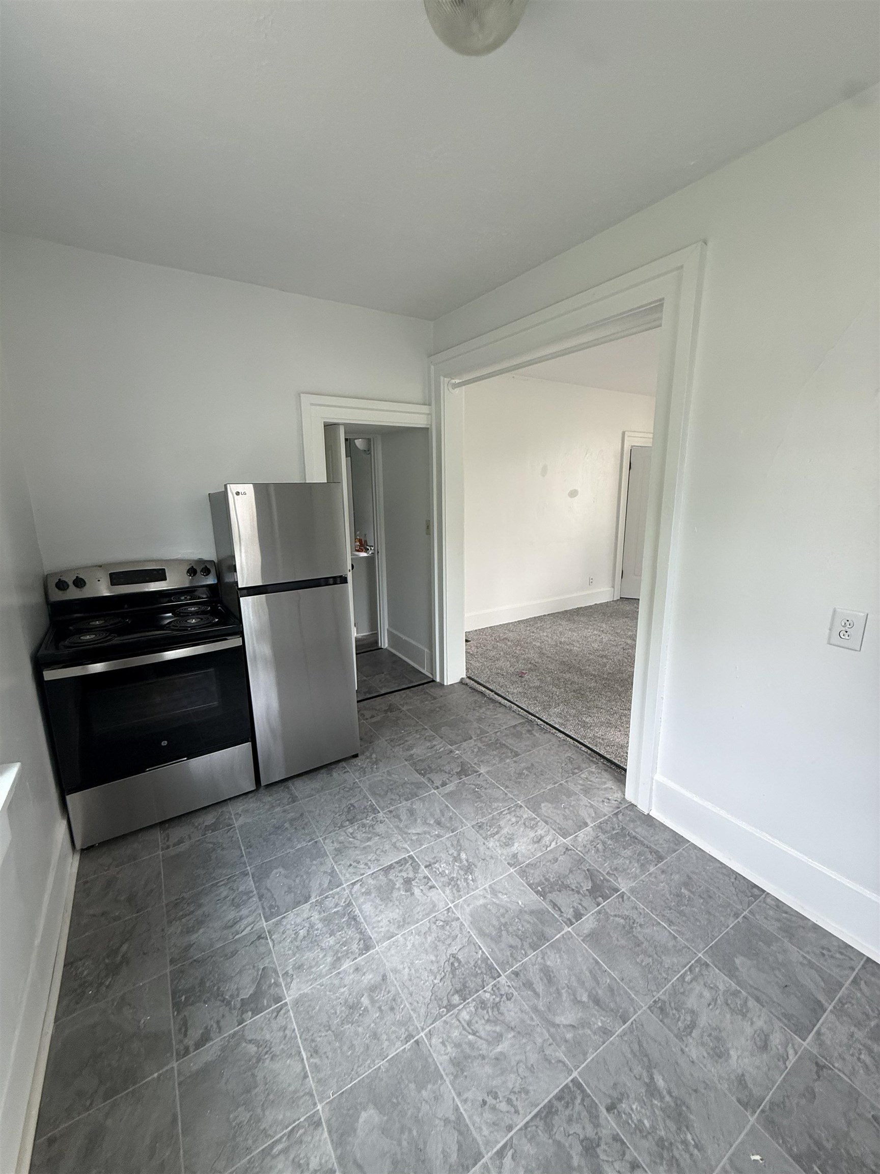 607 S Jackson
