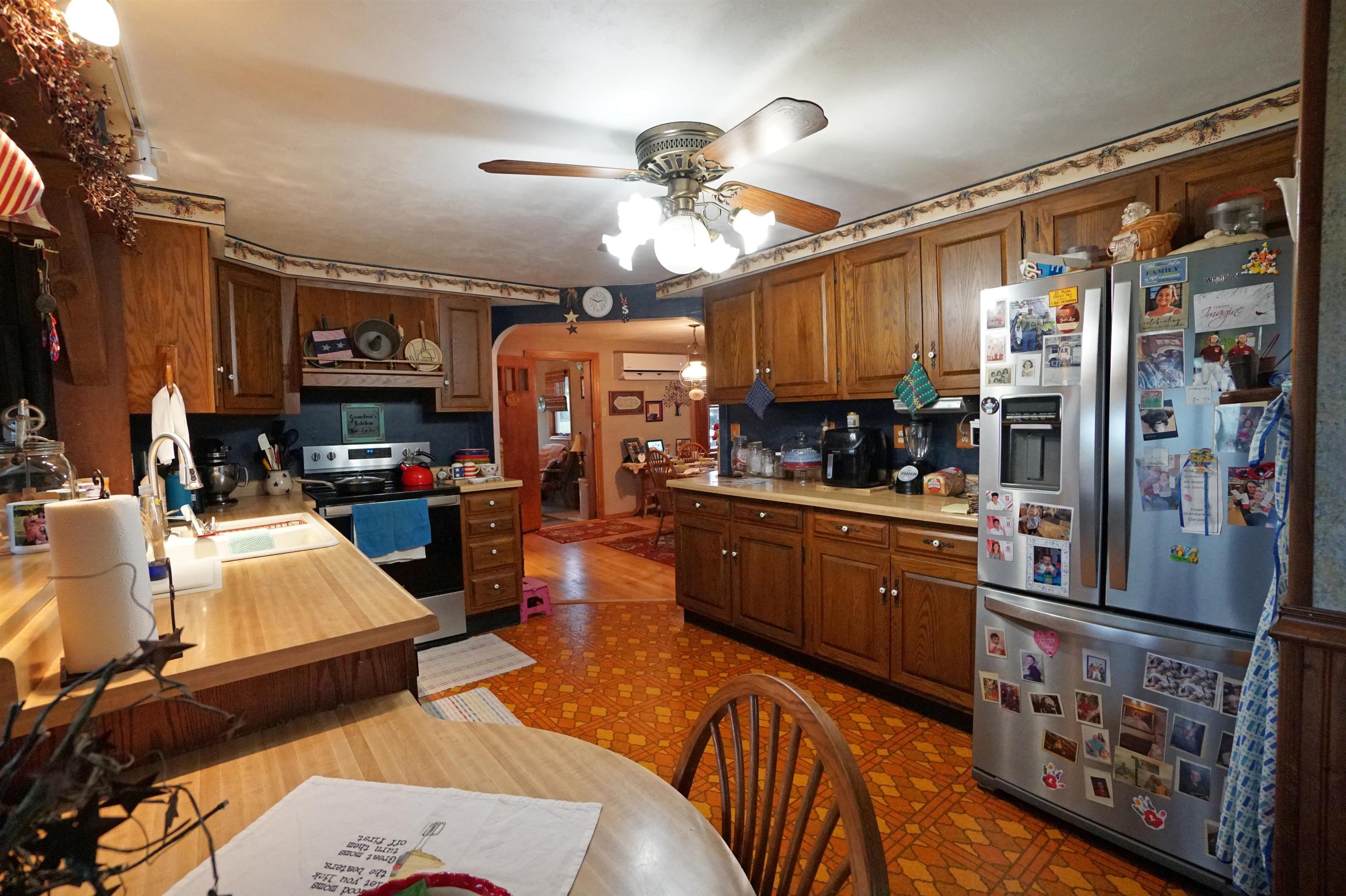 9002 E Center Road