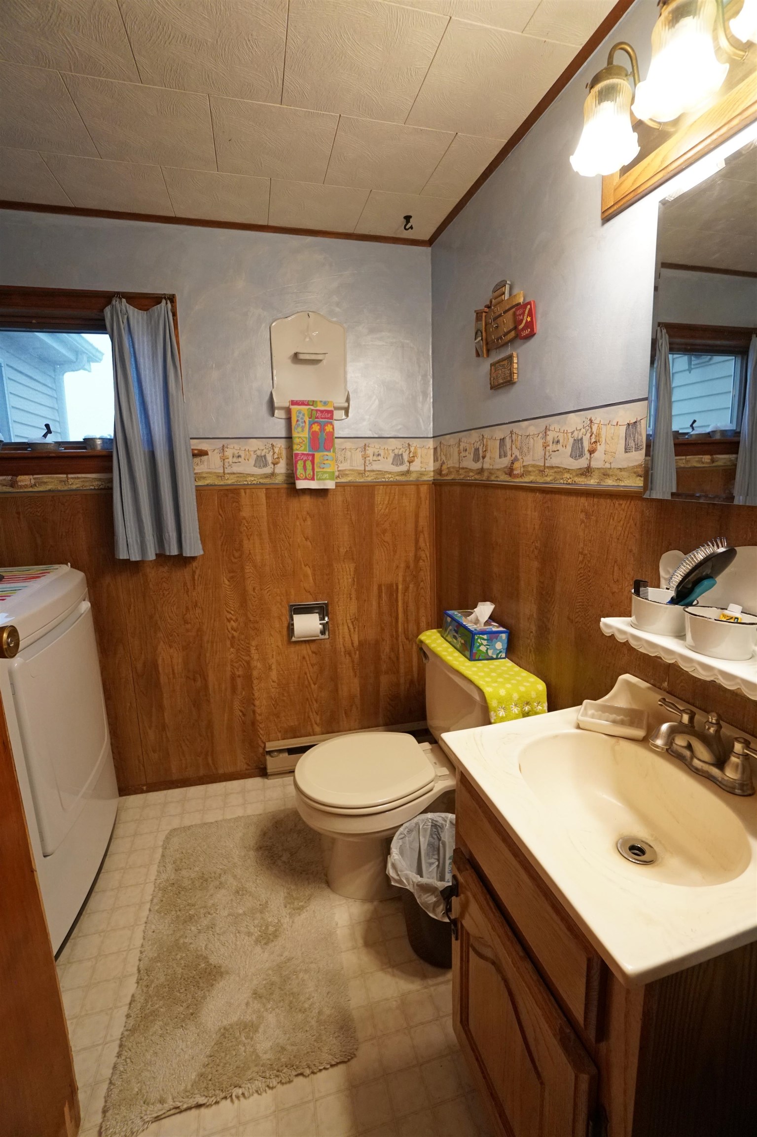 9002 E Center Road