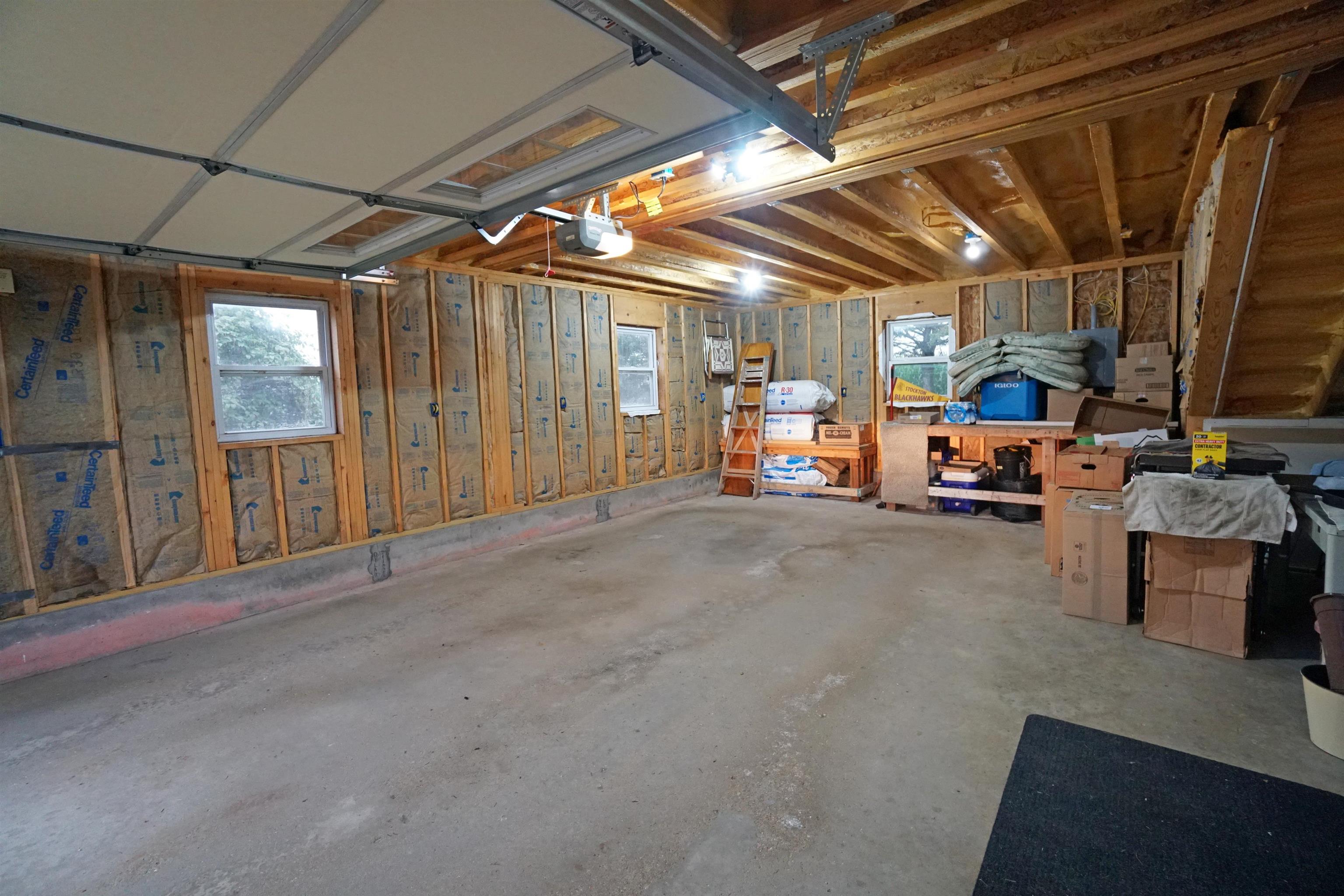 9002 E Center Road