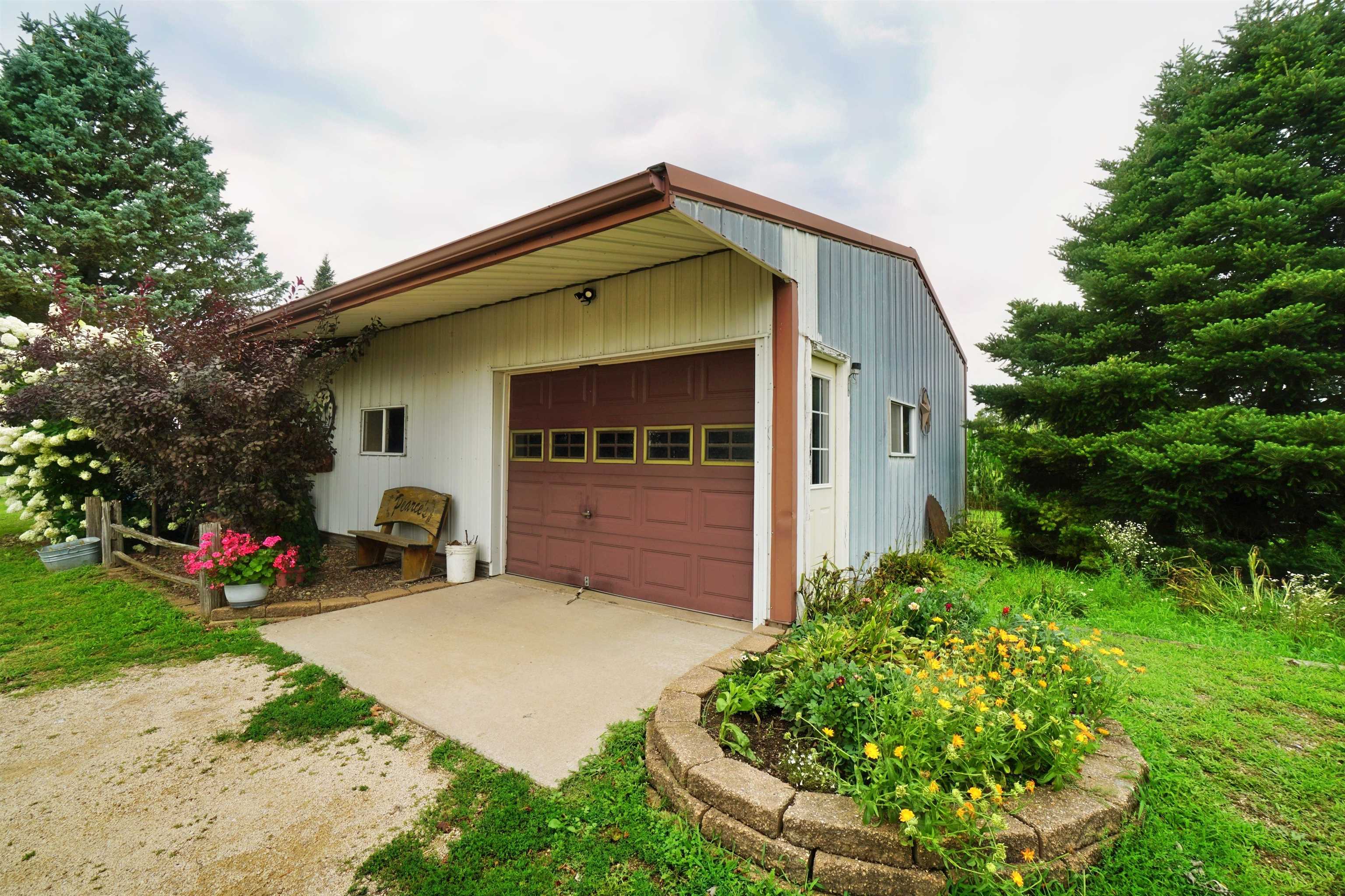 9002 E Center Road