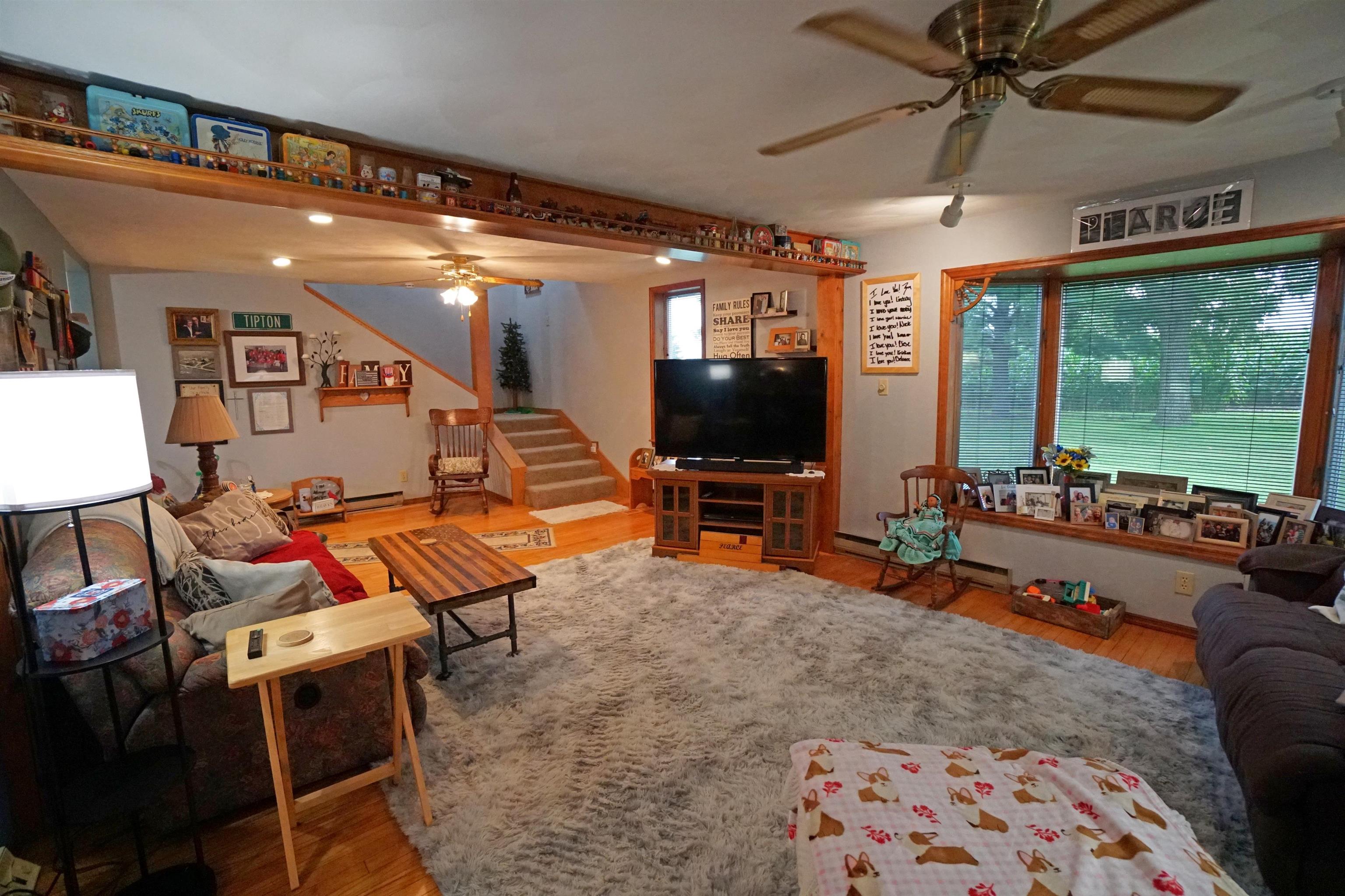 9002 E Center Road