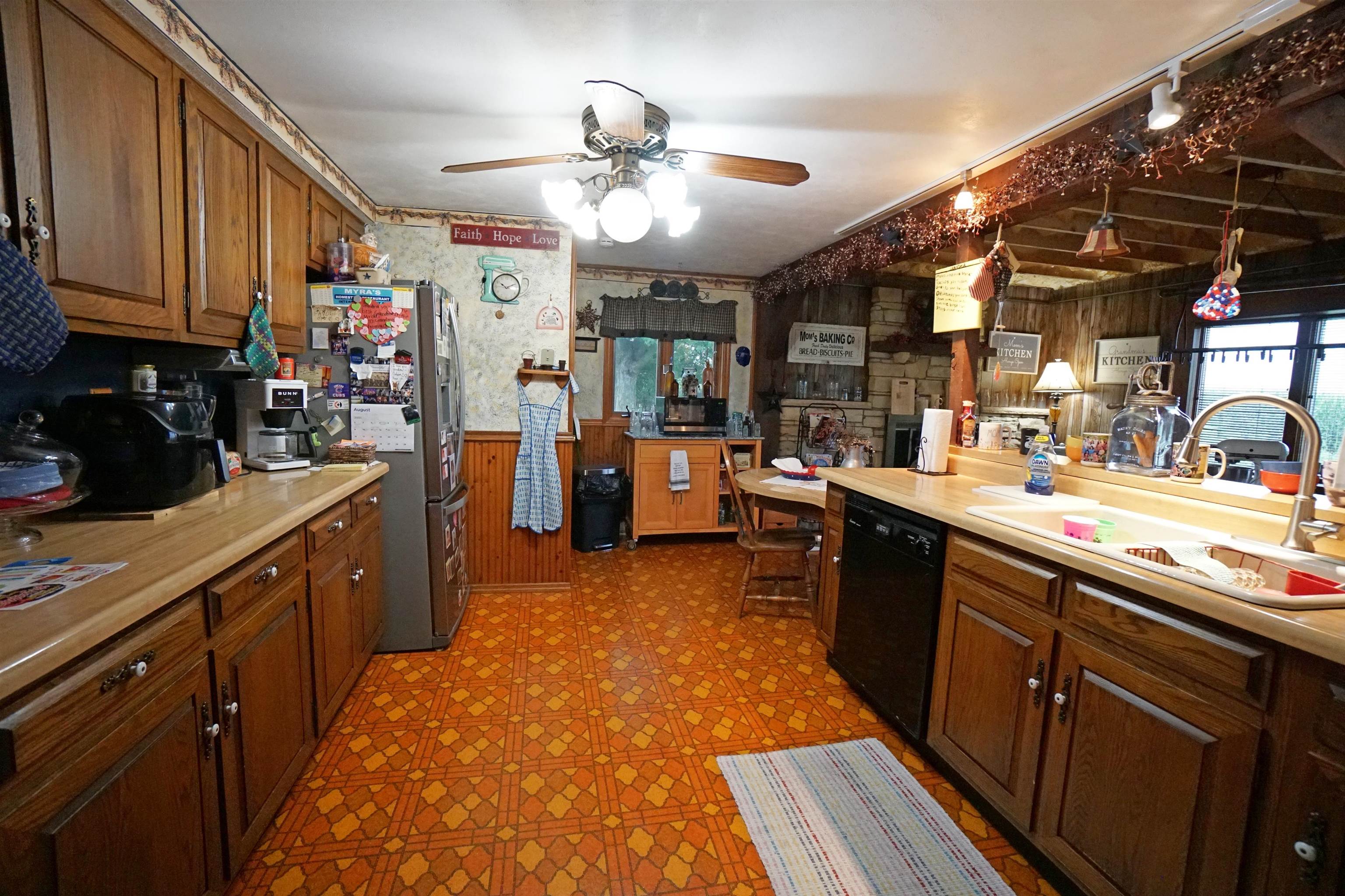 9002 E Center Road