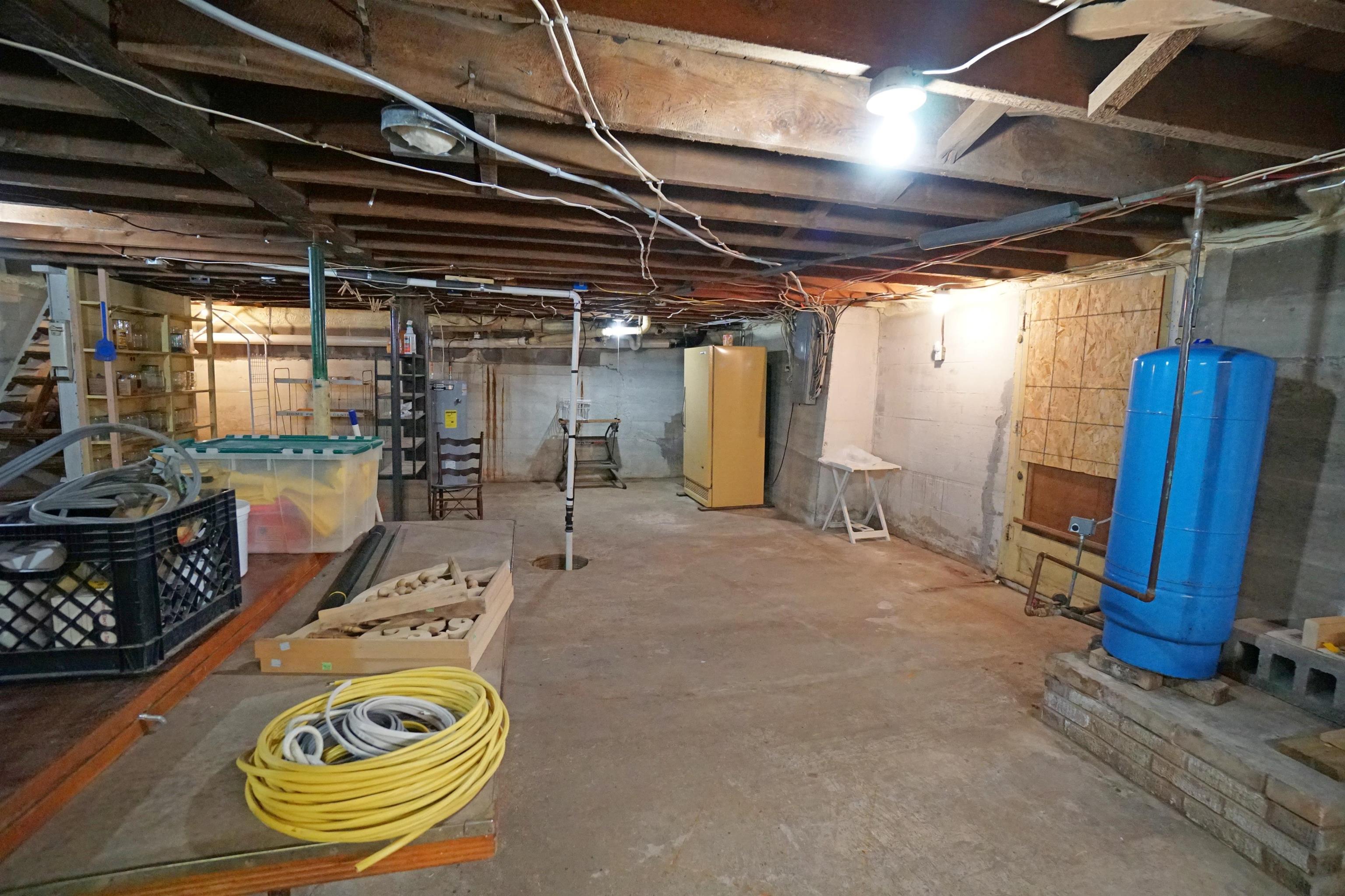 9002 E Center Road