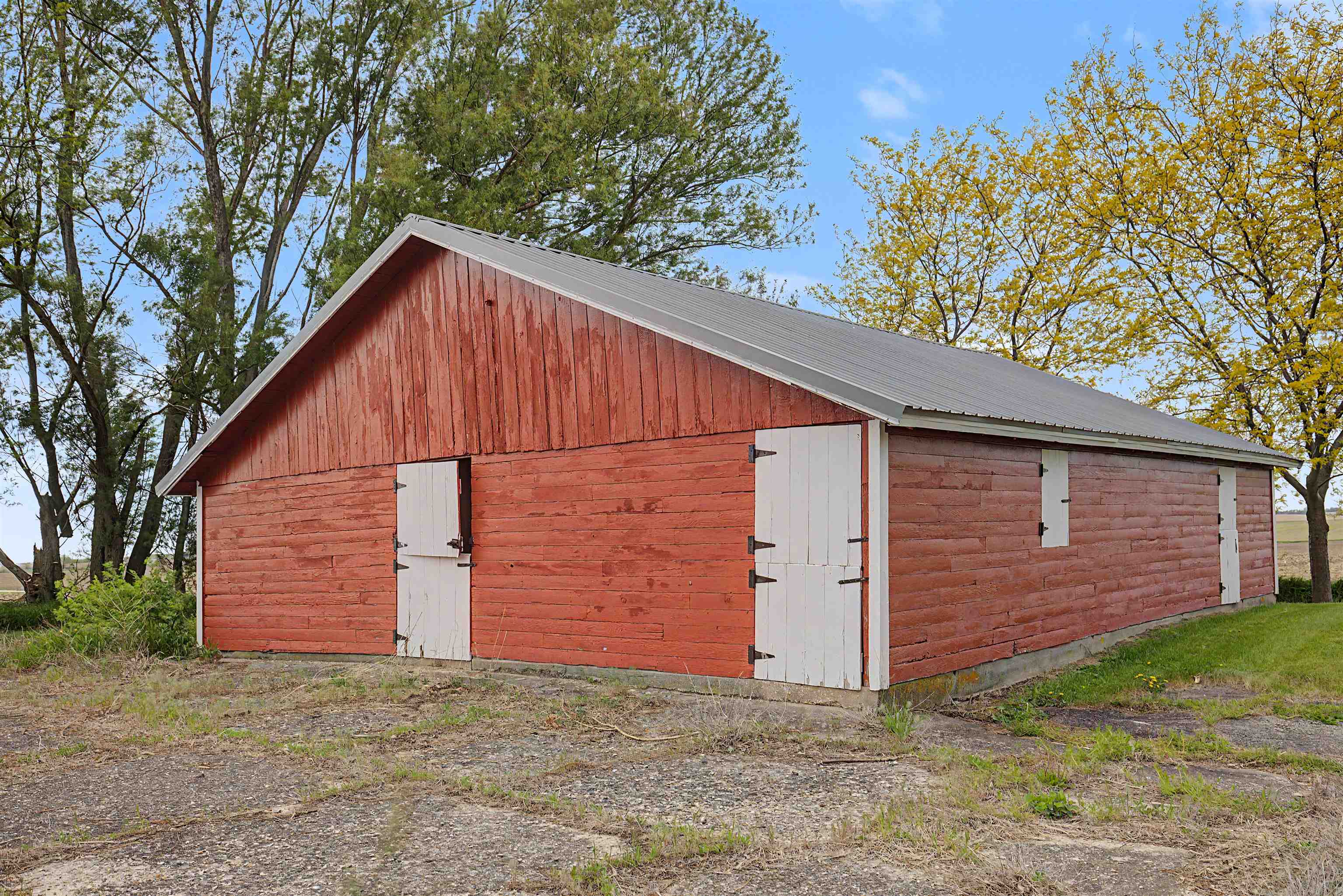 16648 US Highway 52