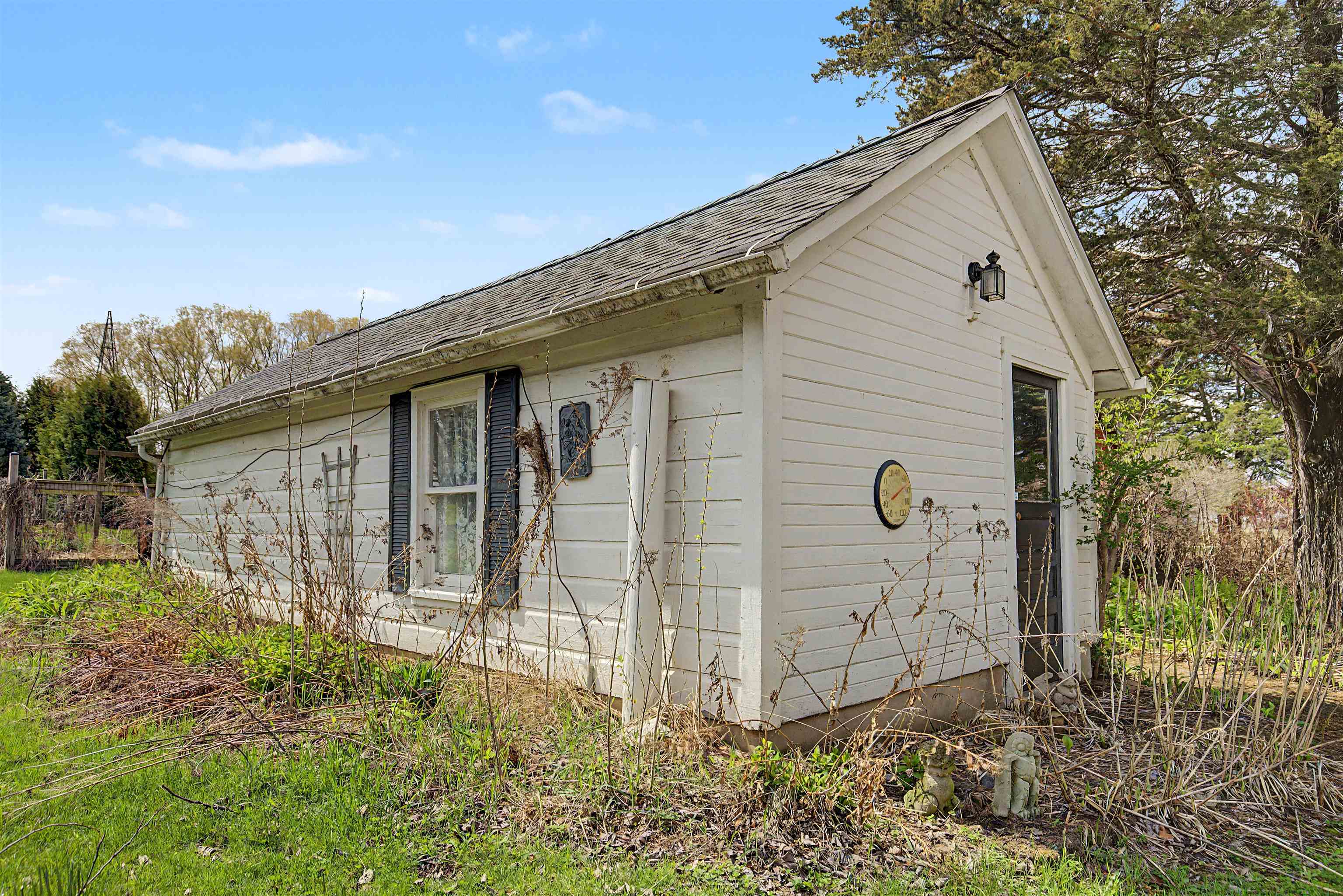 16648 US Highway 52