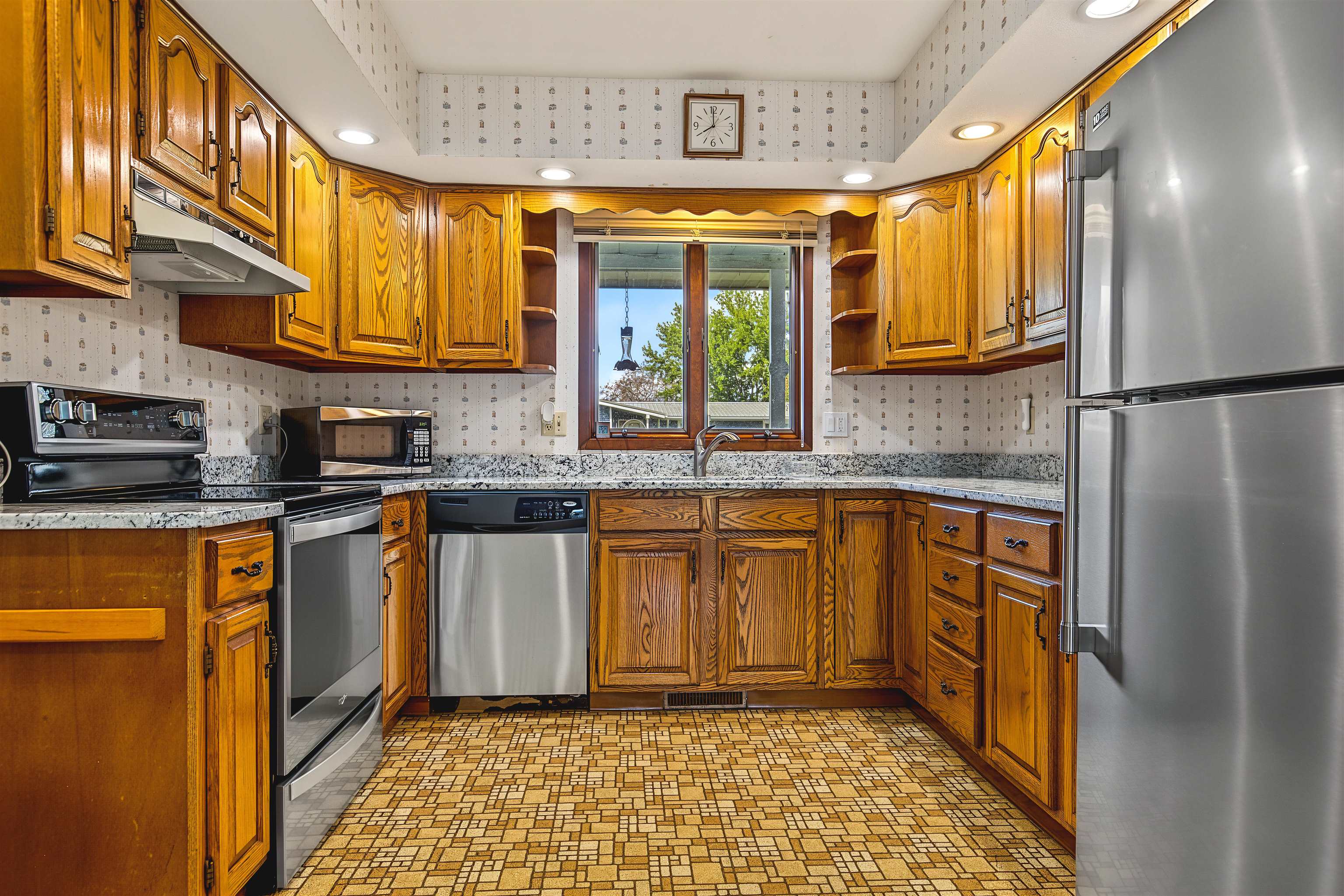407 North Avenue