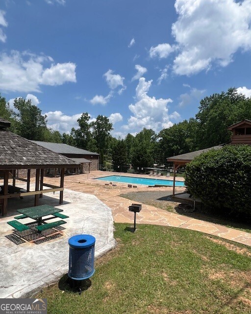133 Adair Drive NE
