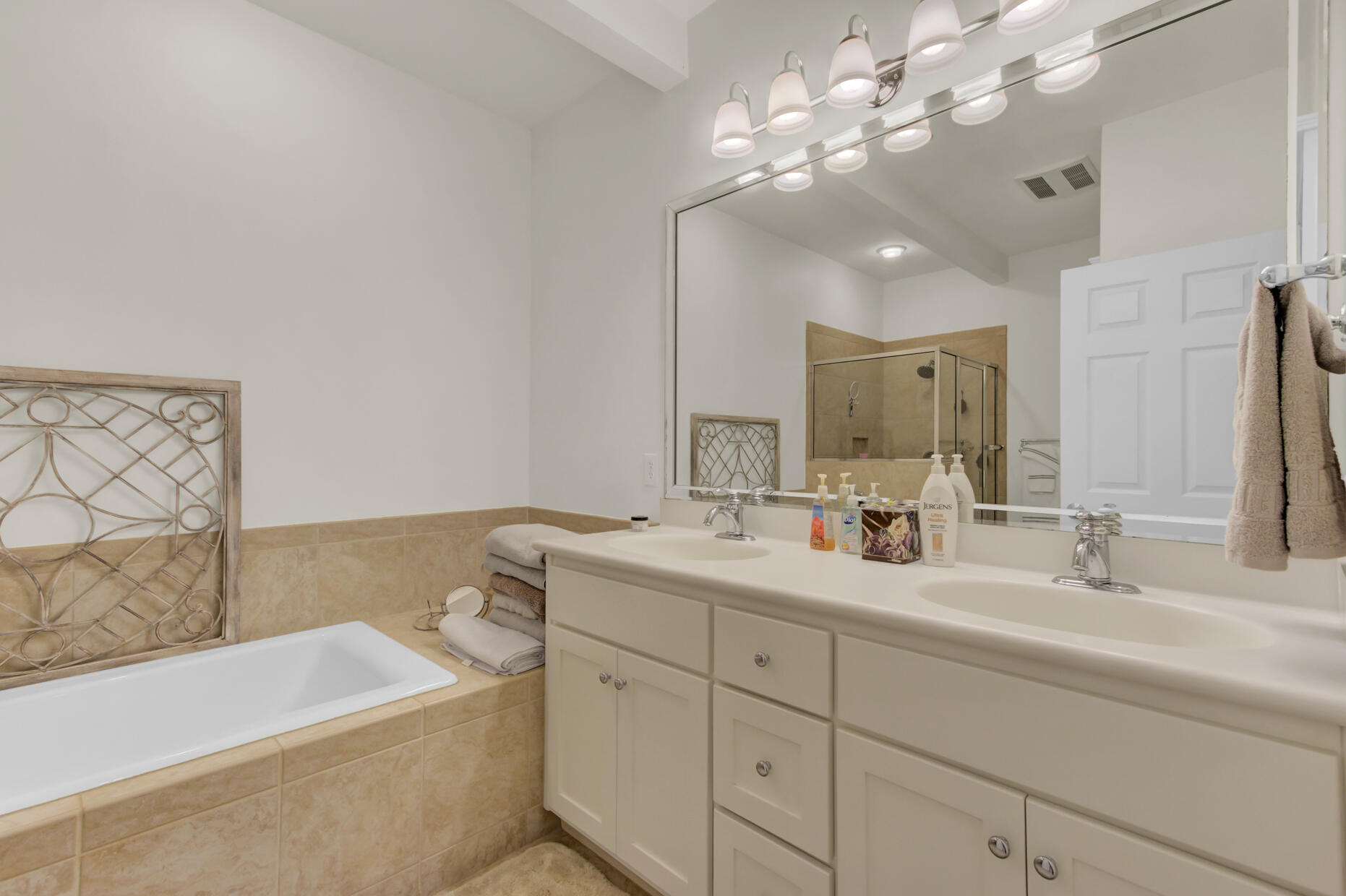 1536 Sea Palms Crescent