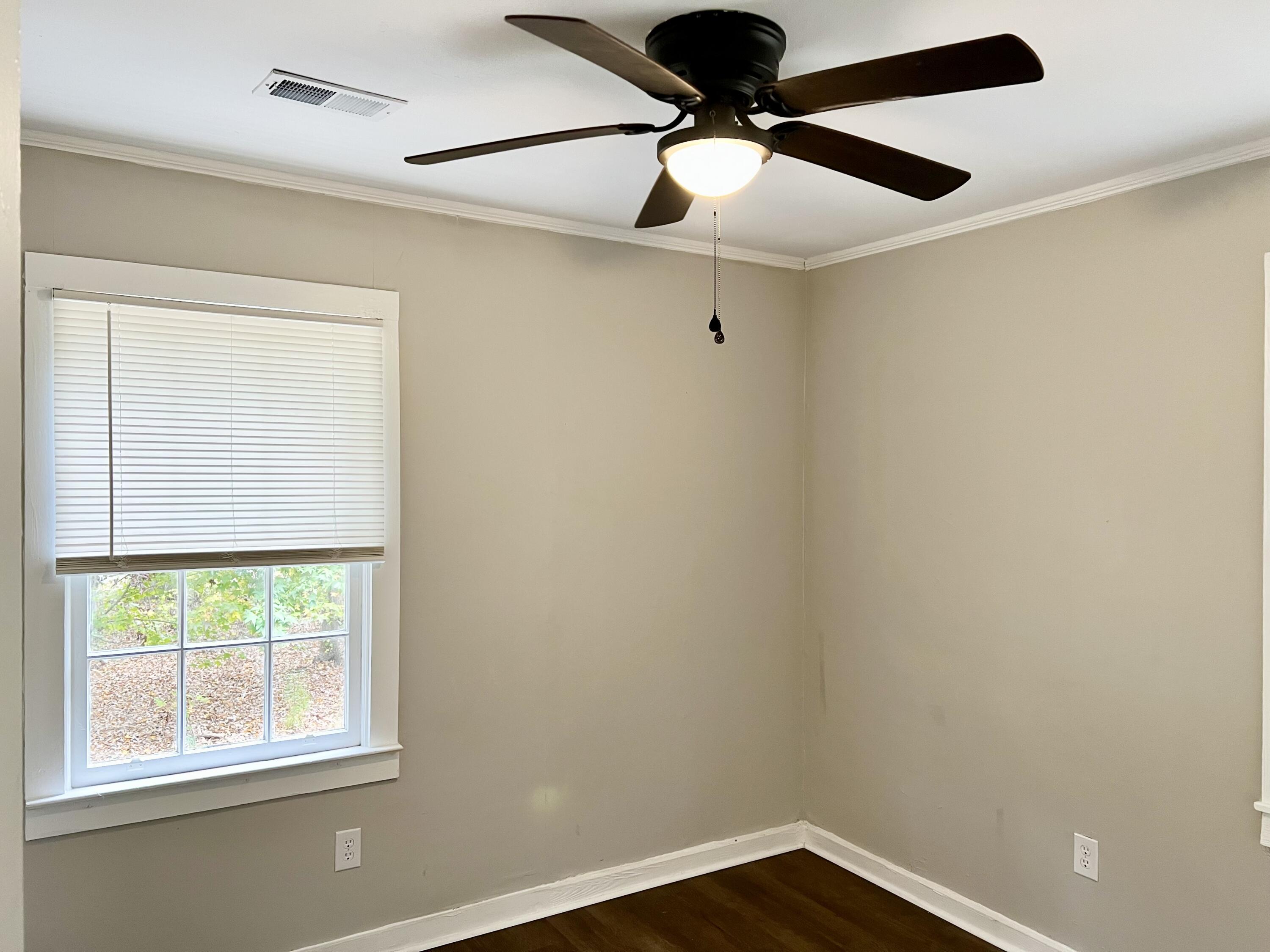 218 Live Oak Street