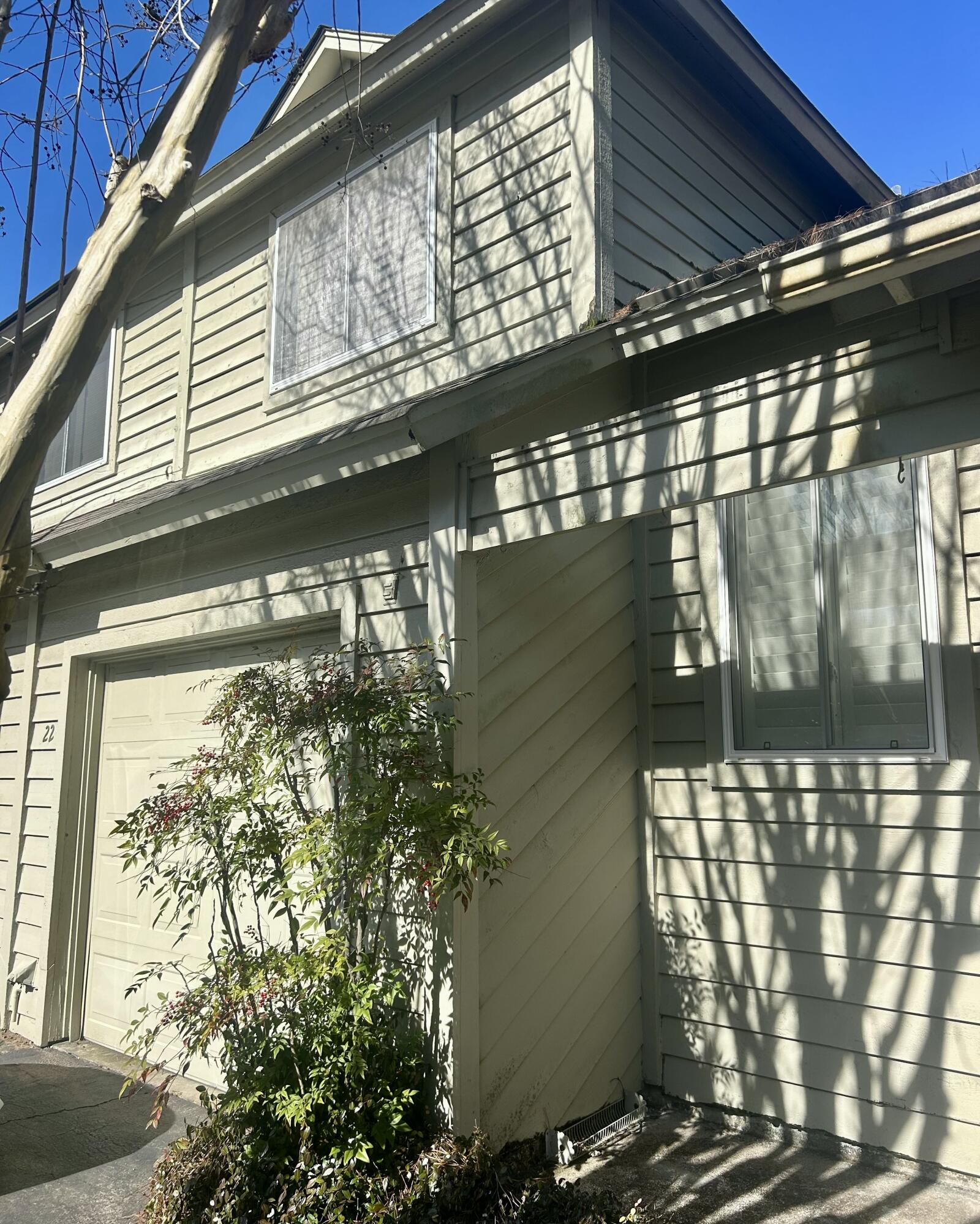 22 Maplecrest Drive