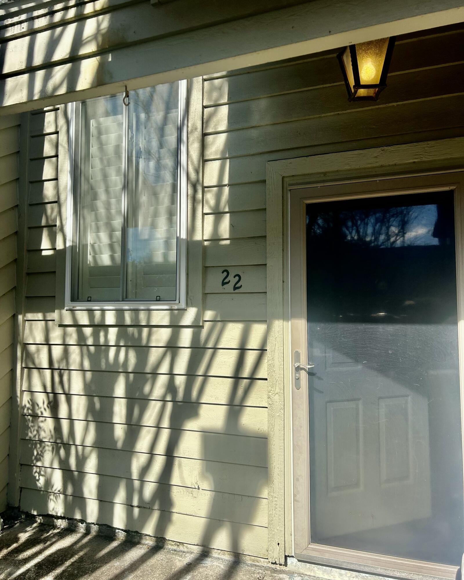 22 Maplecrest Drive