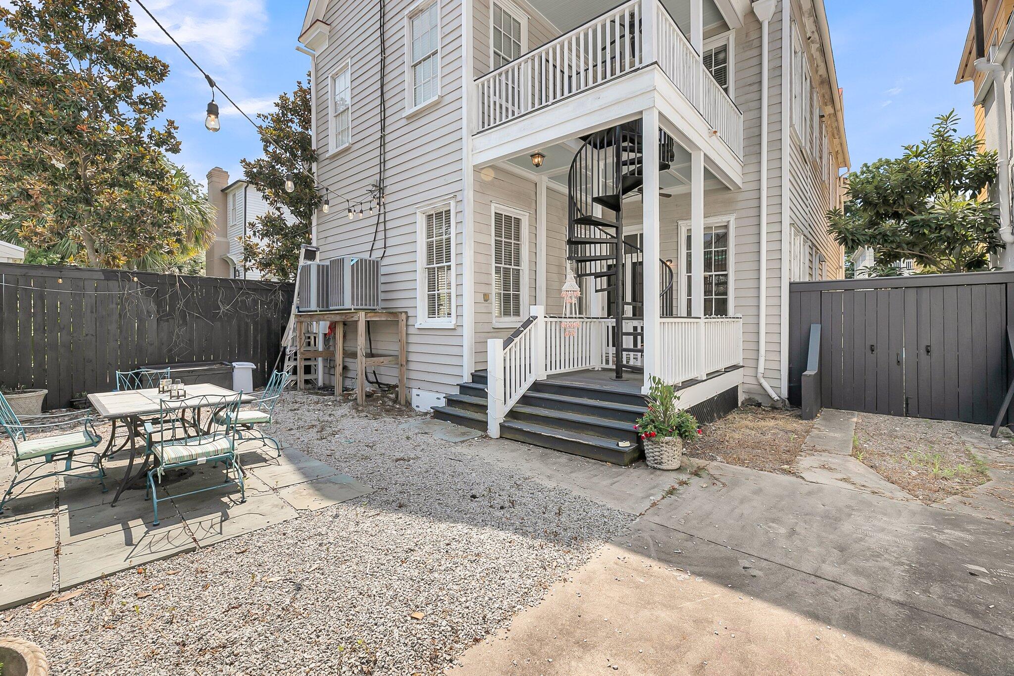 68 Vanderhorst Street # A